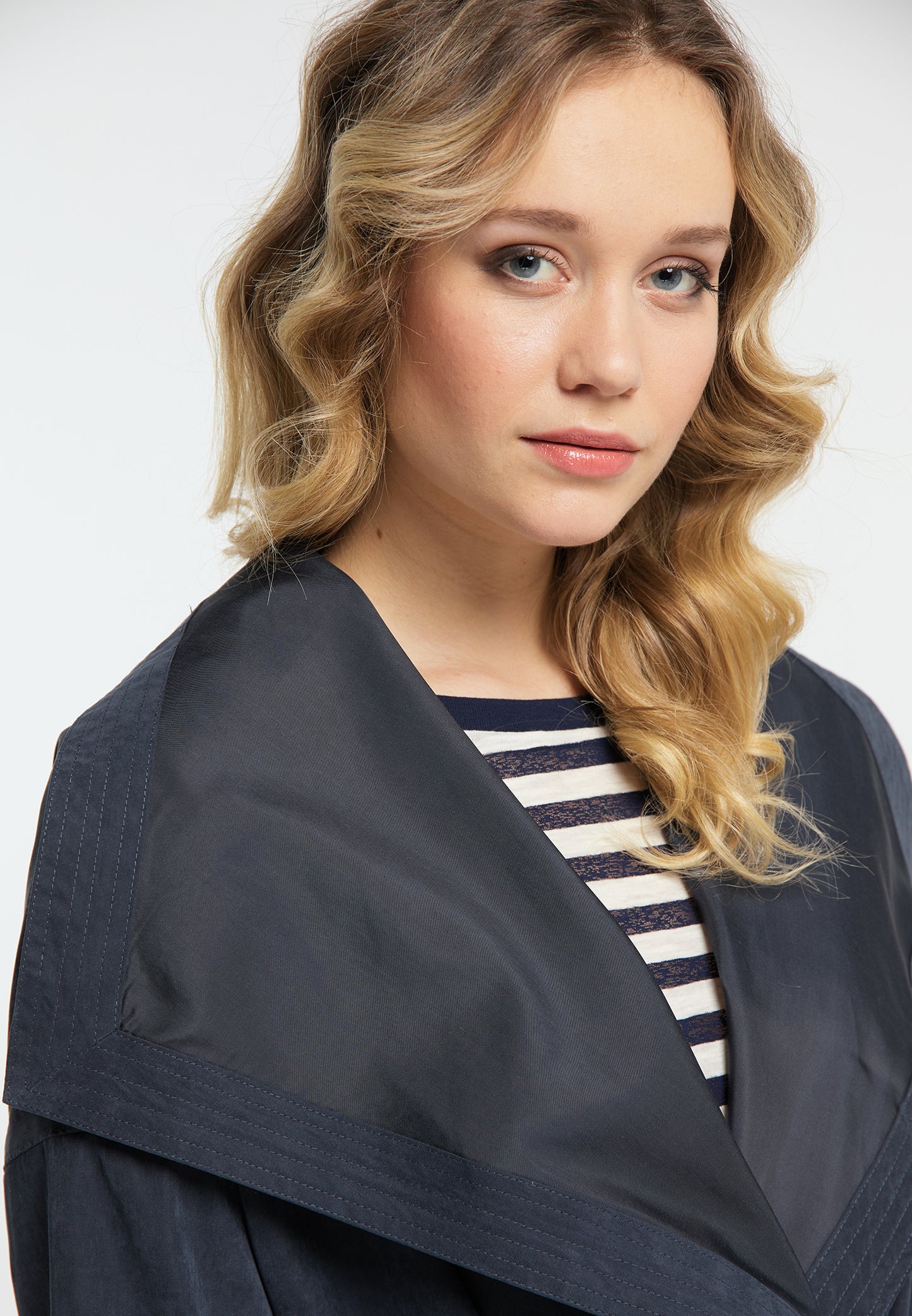 Płaszcz z cupro dla Kobiety DreiMaster Vintage