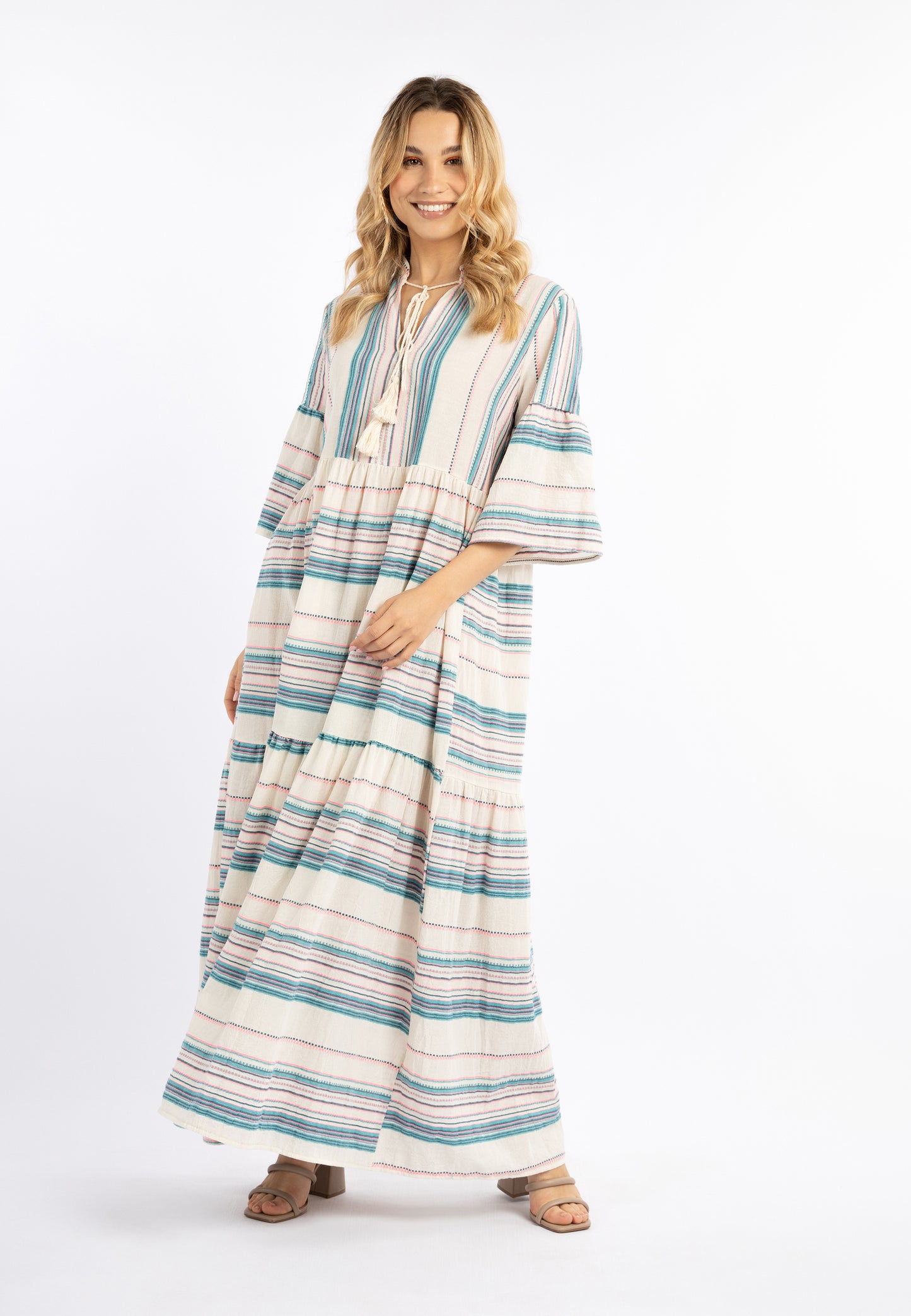 IZIA Kobiety Striped Maxi Sukienka