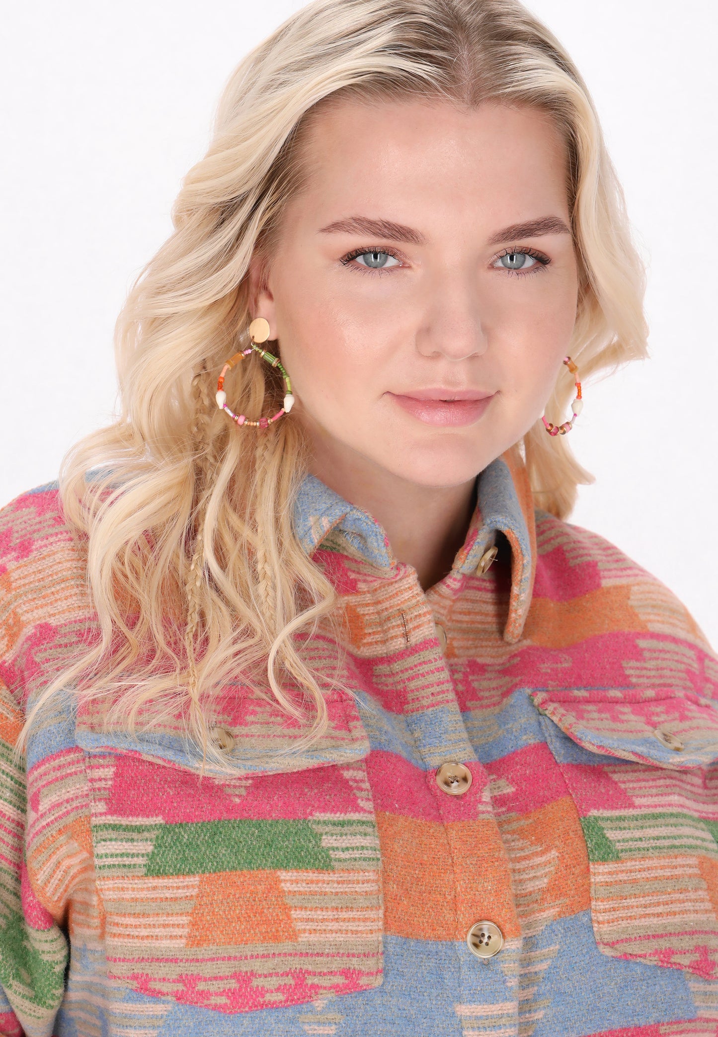 IZIA <i data-tl='E15CCB38'>Kurtka damska w rozmiarze plus