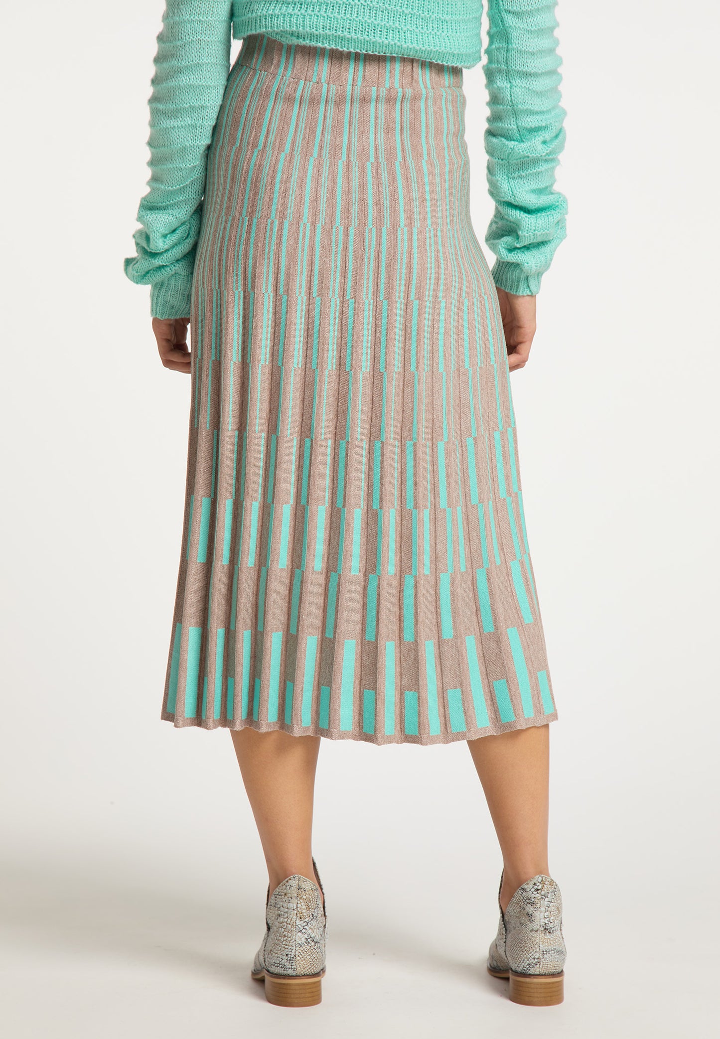 IZIA Women's Knitted Skirt