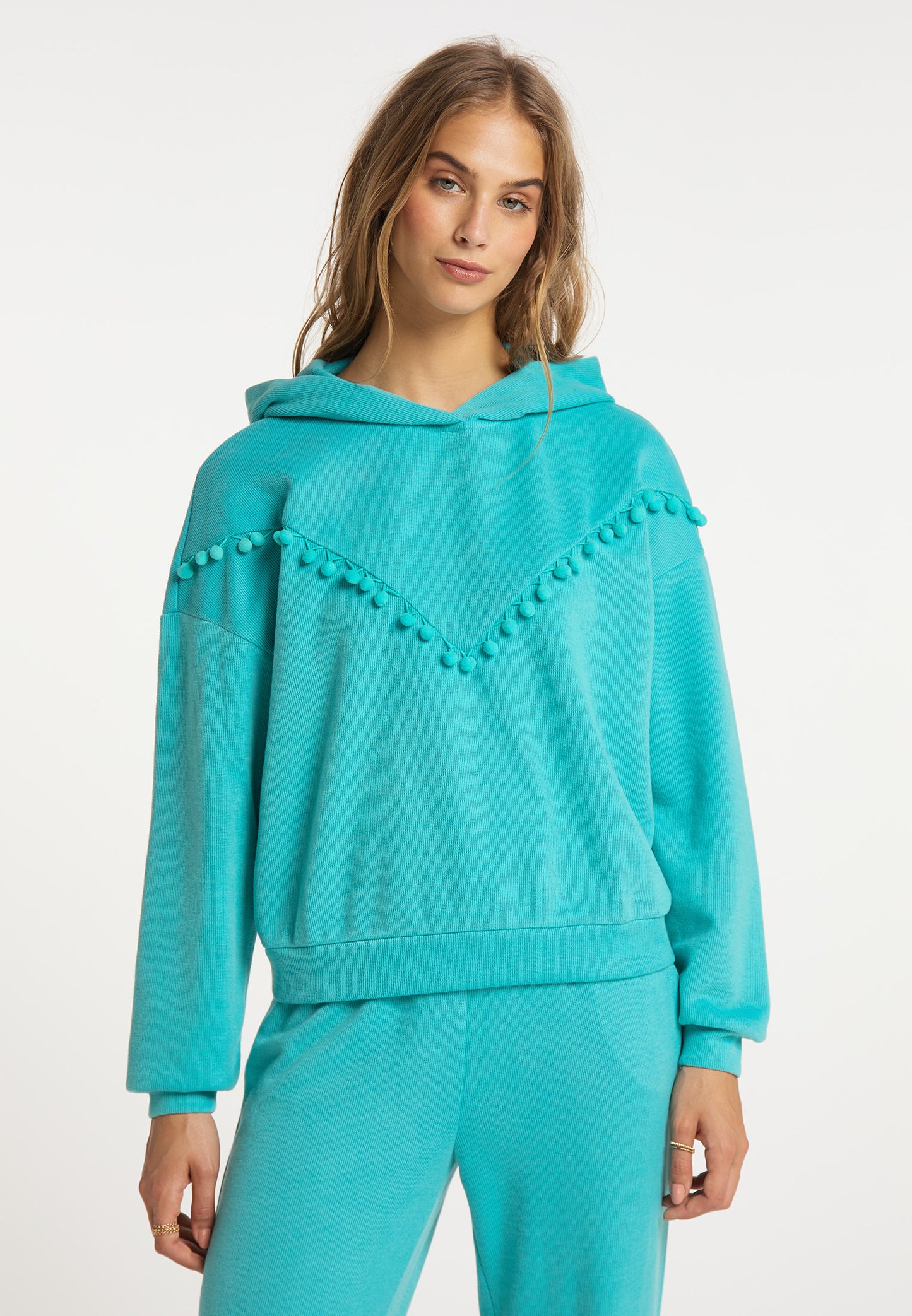 IZIA Women's Hooded Sweatshirt
