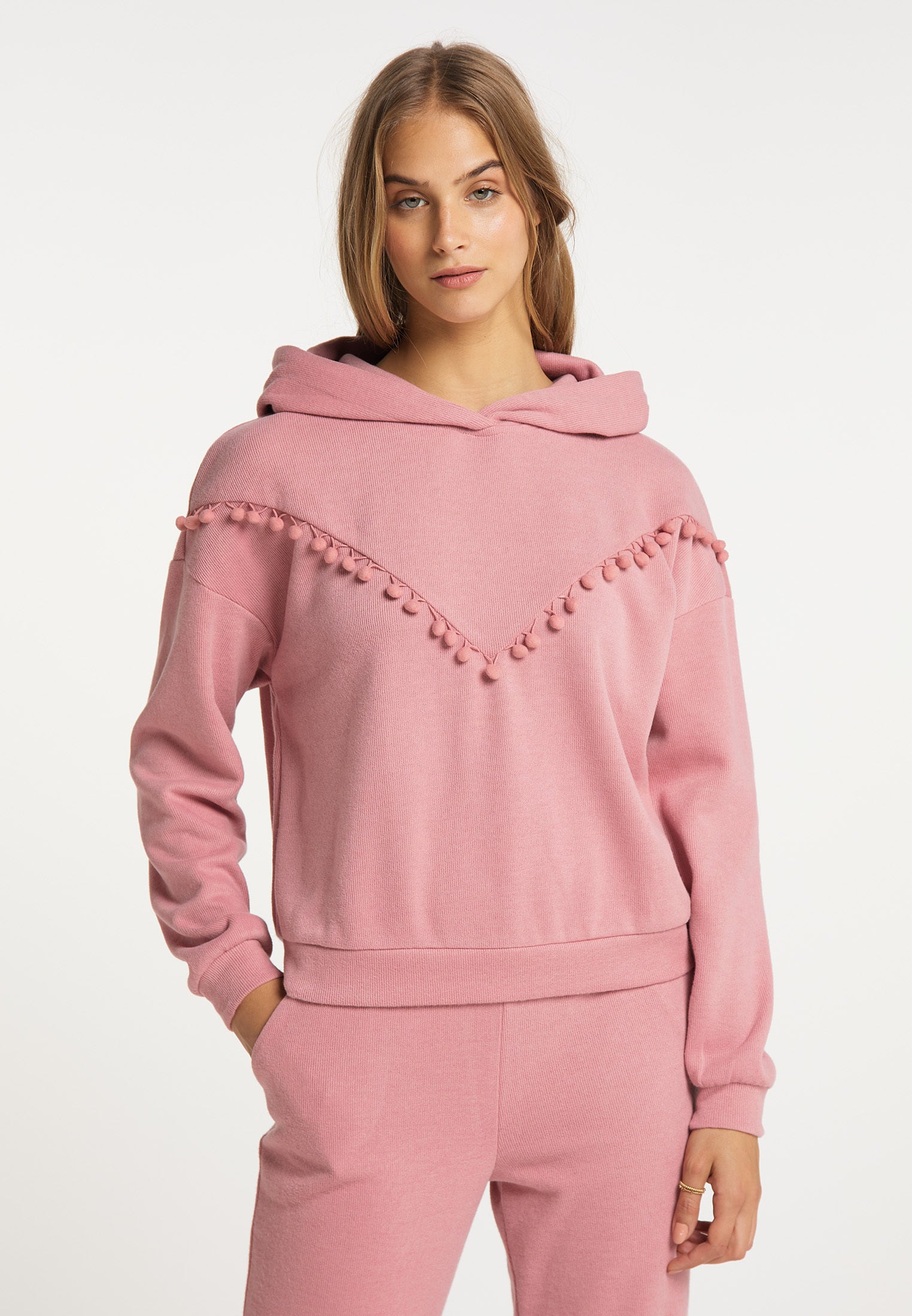 IZIA Women's Hooded Sweatshirt