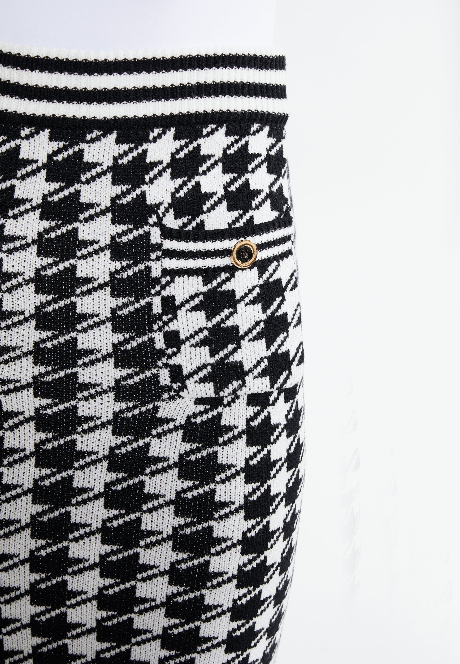 Faina Women's Knitted Skirt