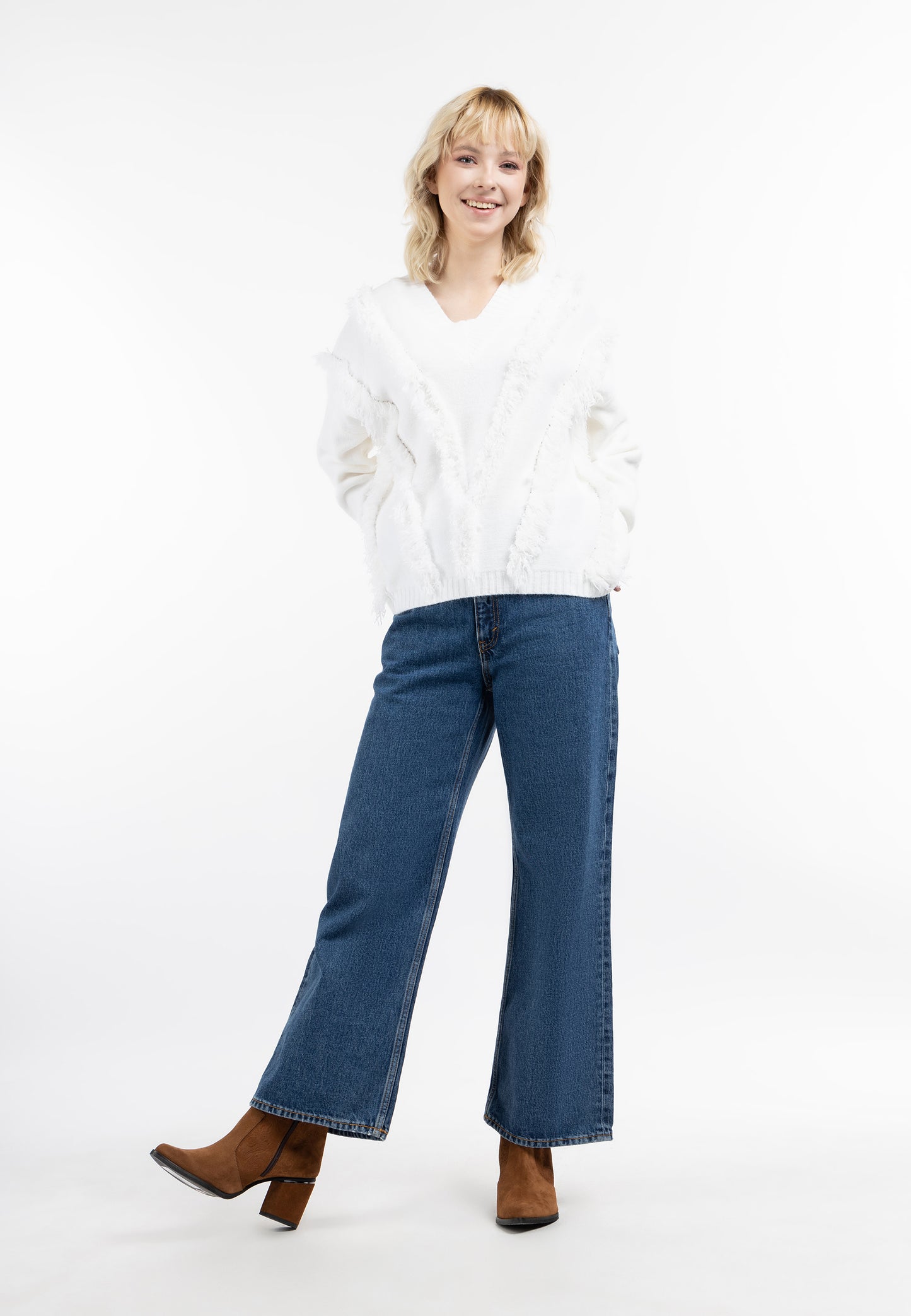 IZIA Women's Knitted Sweater