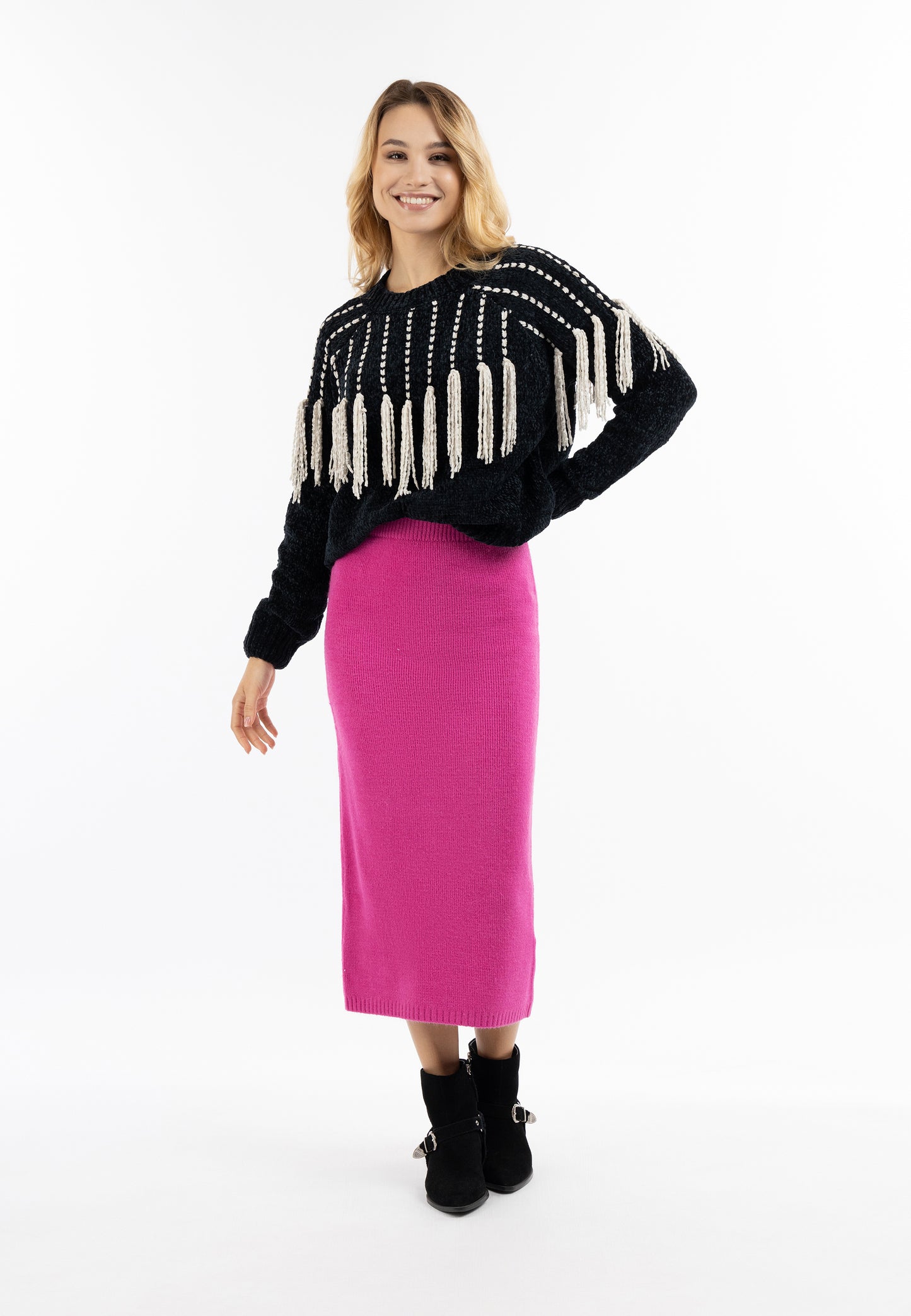 IZIA Women's Knitted Skirt