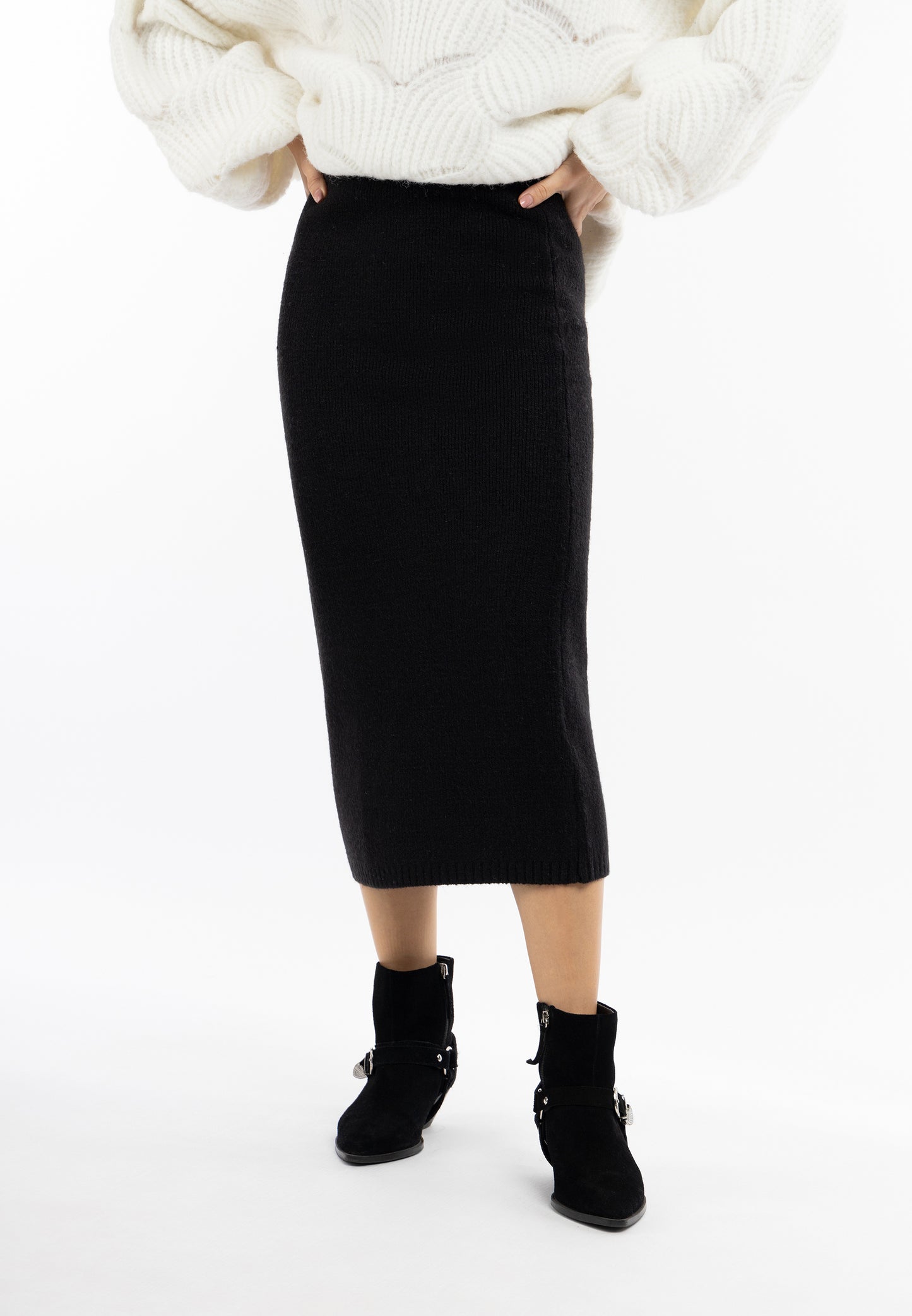 IZIA Women's Knitted Skirt