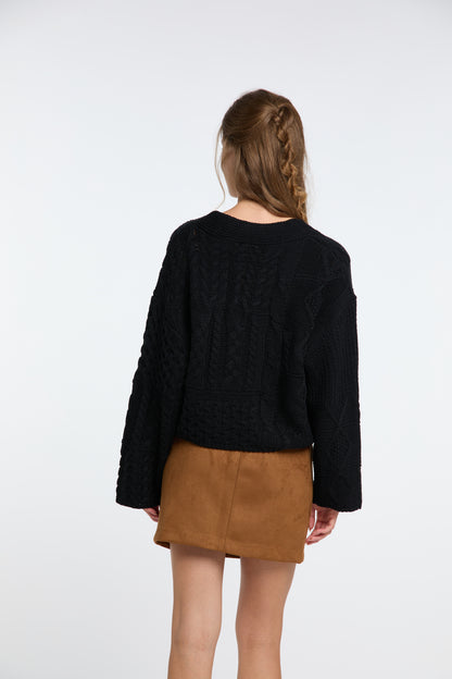 IZIA Women's Cropped Cardigan