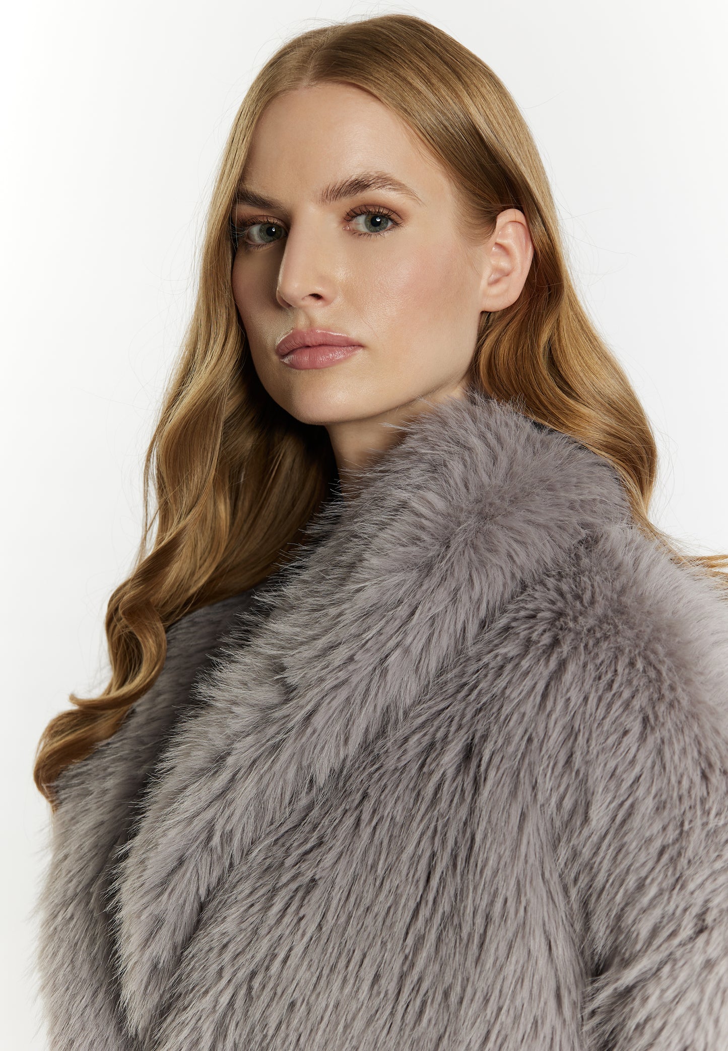 DreiMaster Vintage Women's Faux Fur Coat