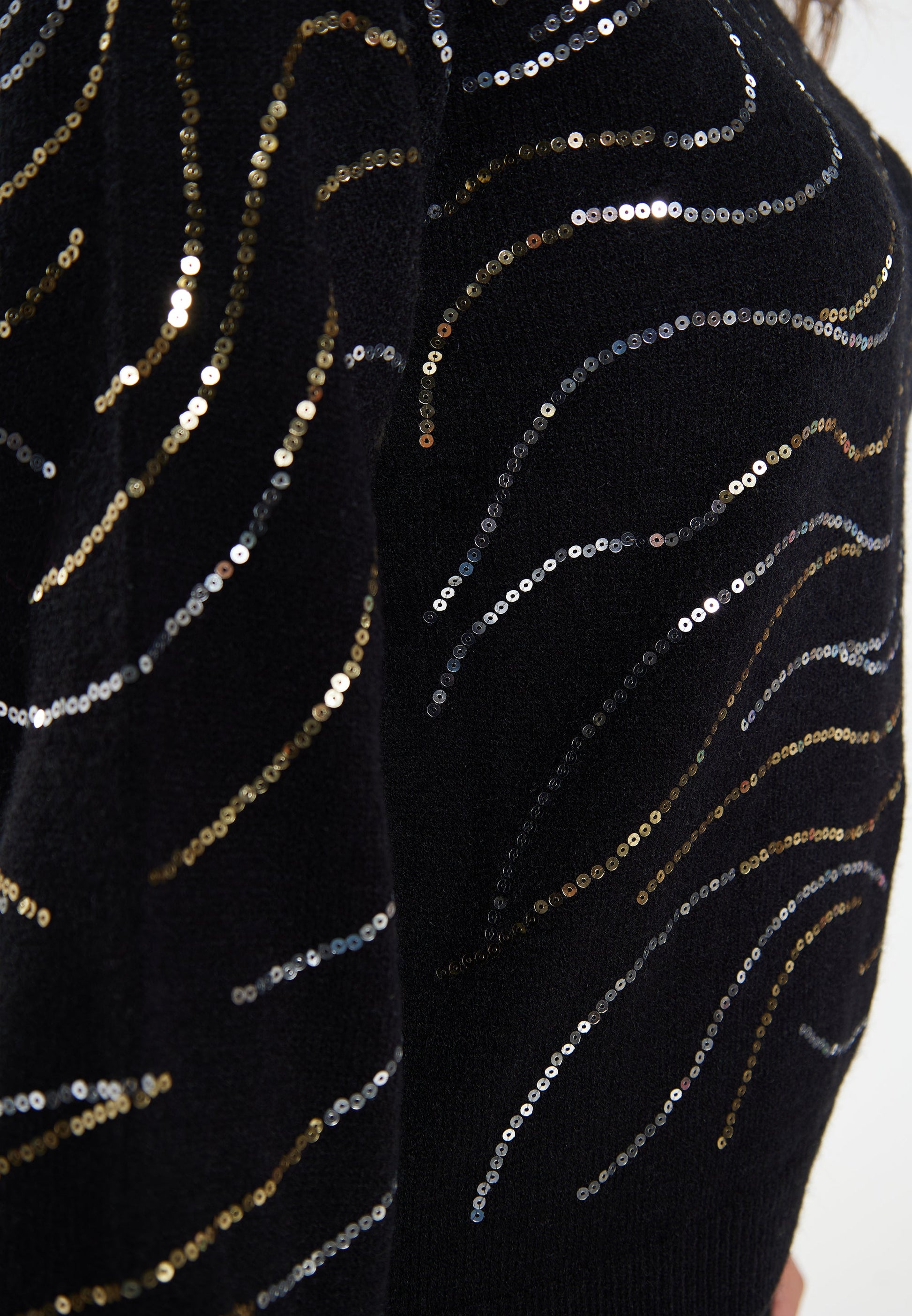 Usha black label Women's Knit Sweater