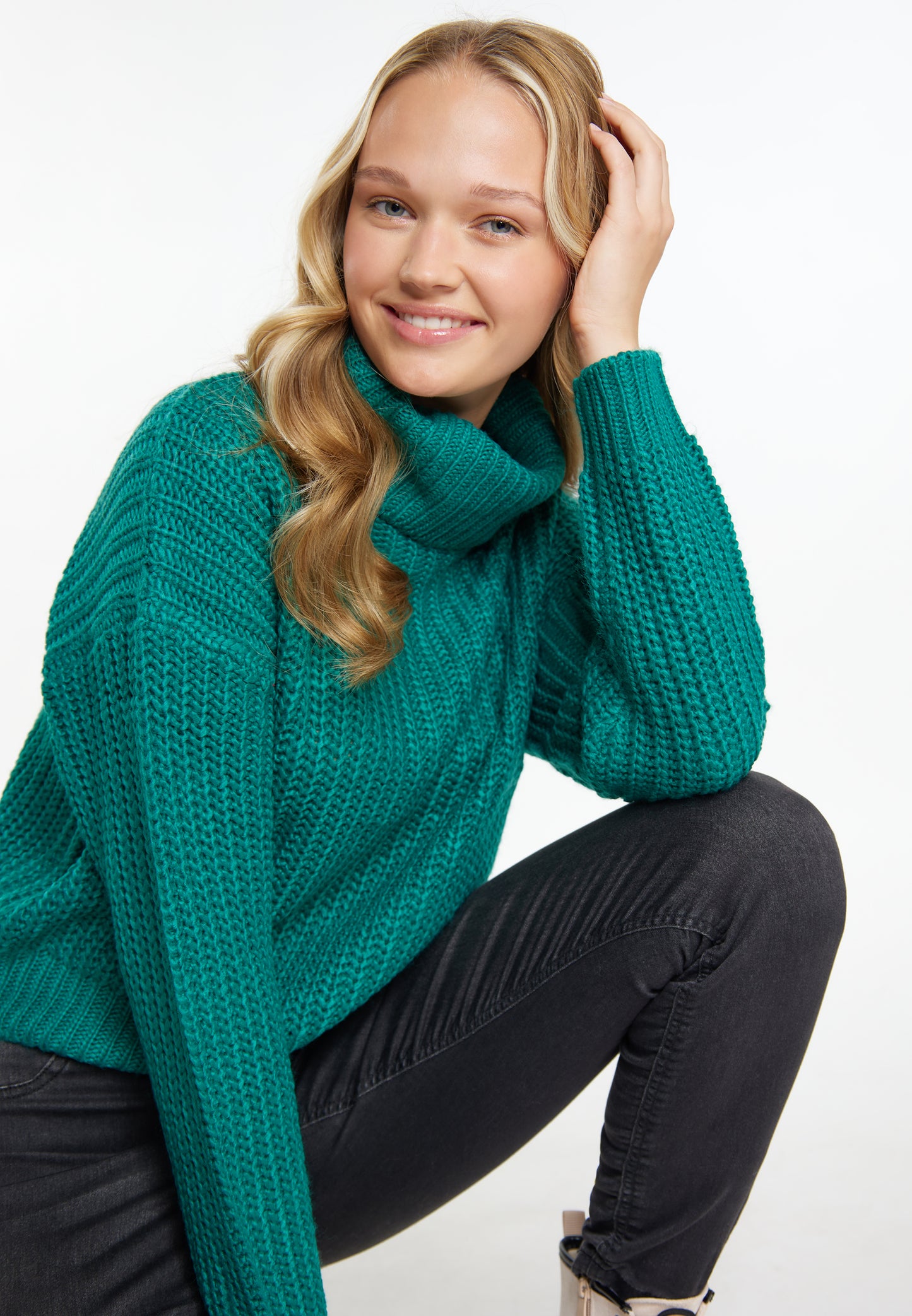 myMo Women's Knitted Sweater