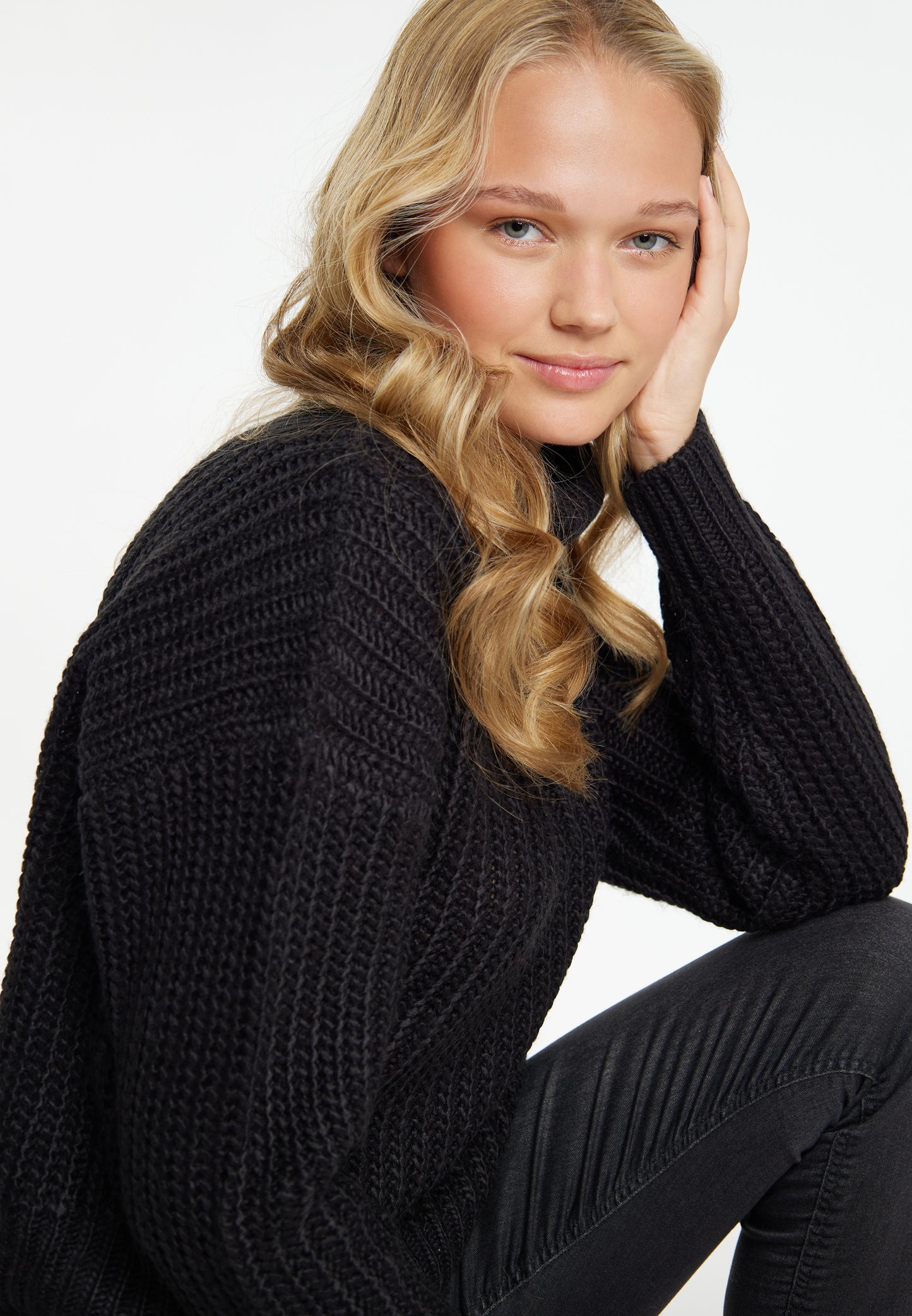 myMo Women's Knitted Sweater