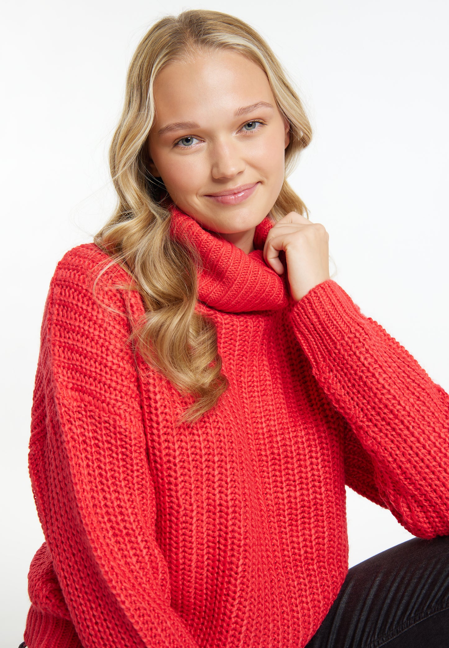 myMo Women's Knitted Sweater