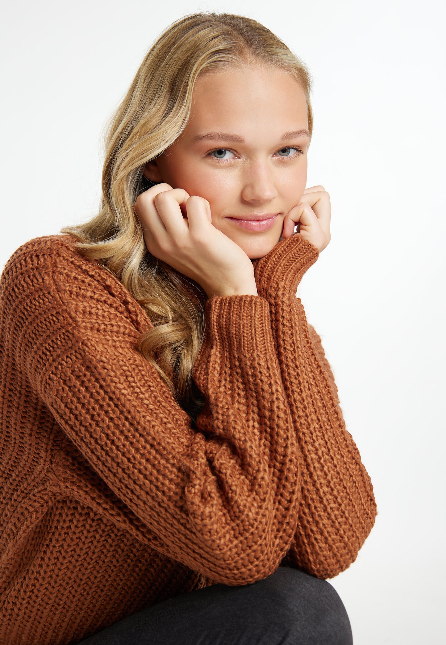 myMo Women's Knitted Sweater