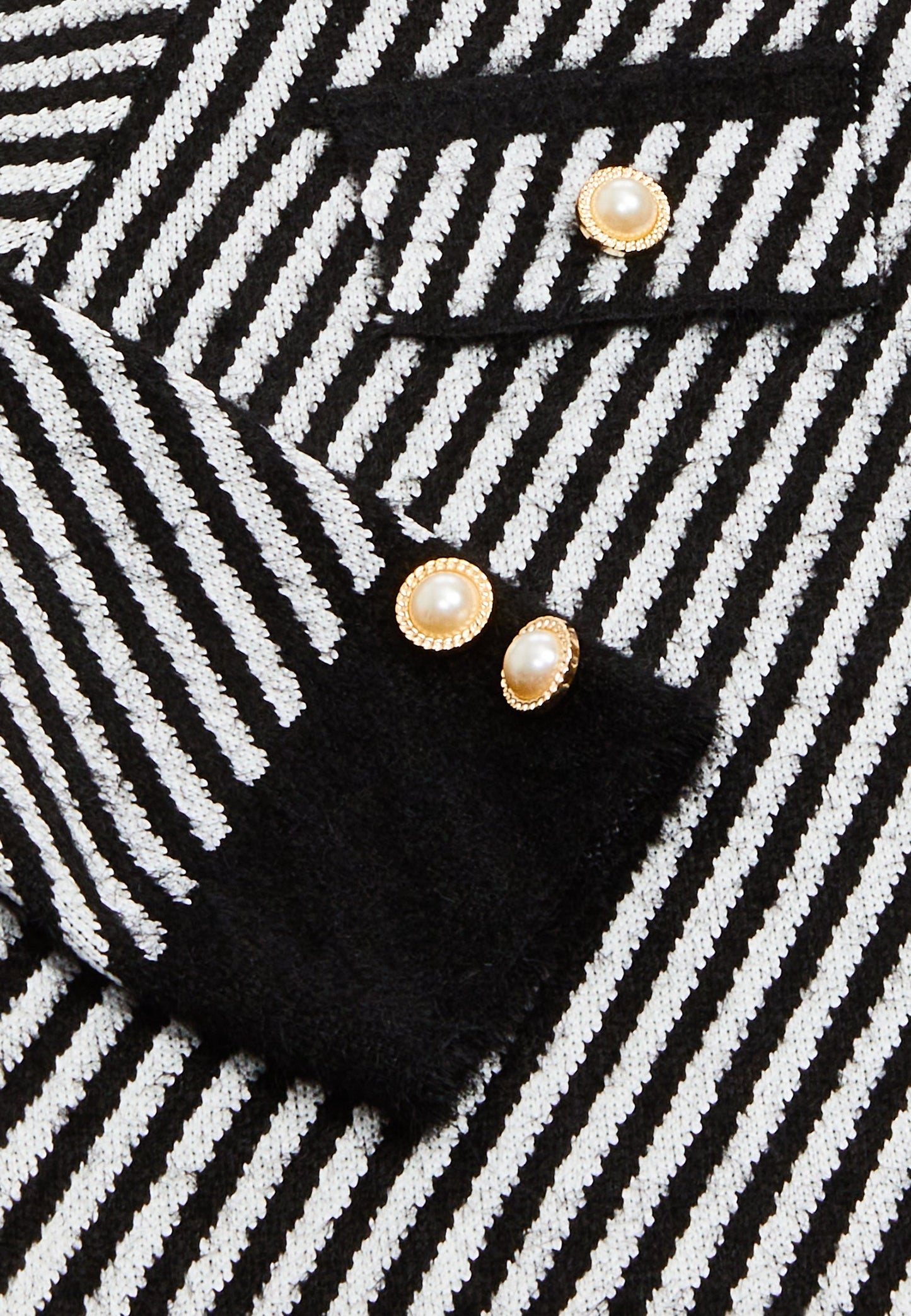 Carnea Women's Cardigan