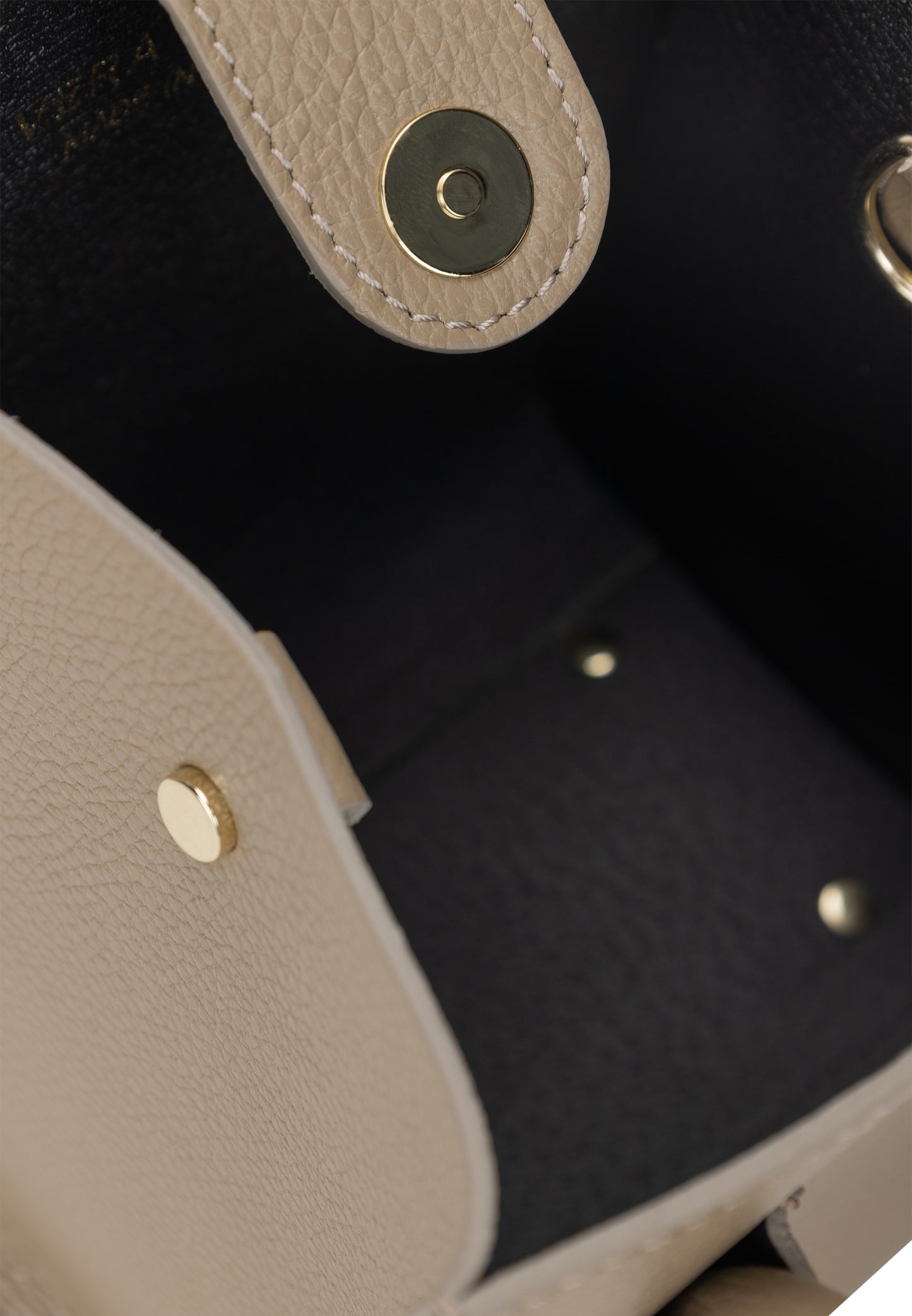 faina Women's Handbag