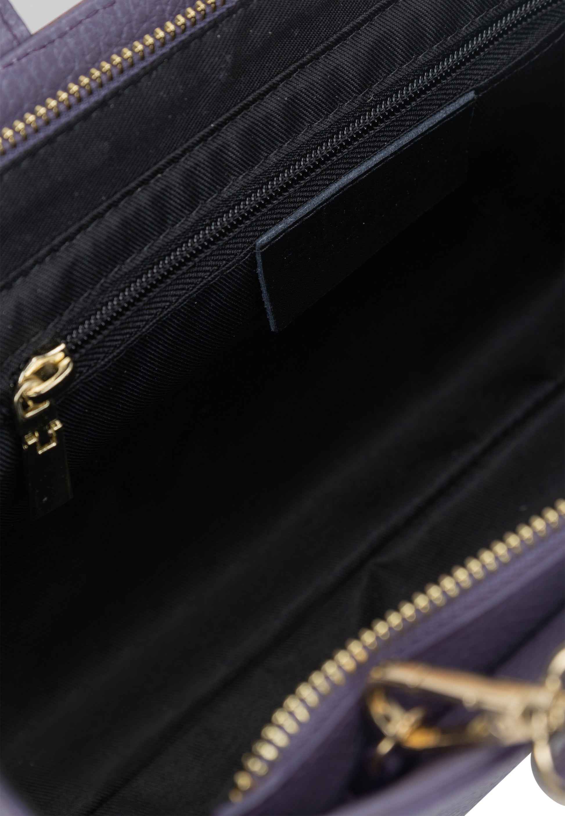 faina Women's Handbag