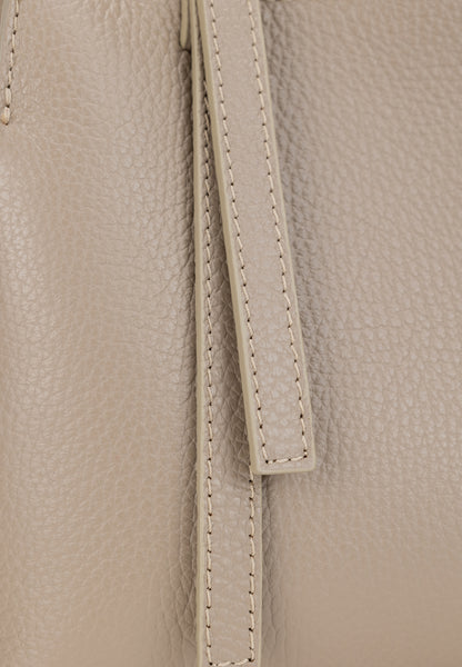 usha Women's Handbag