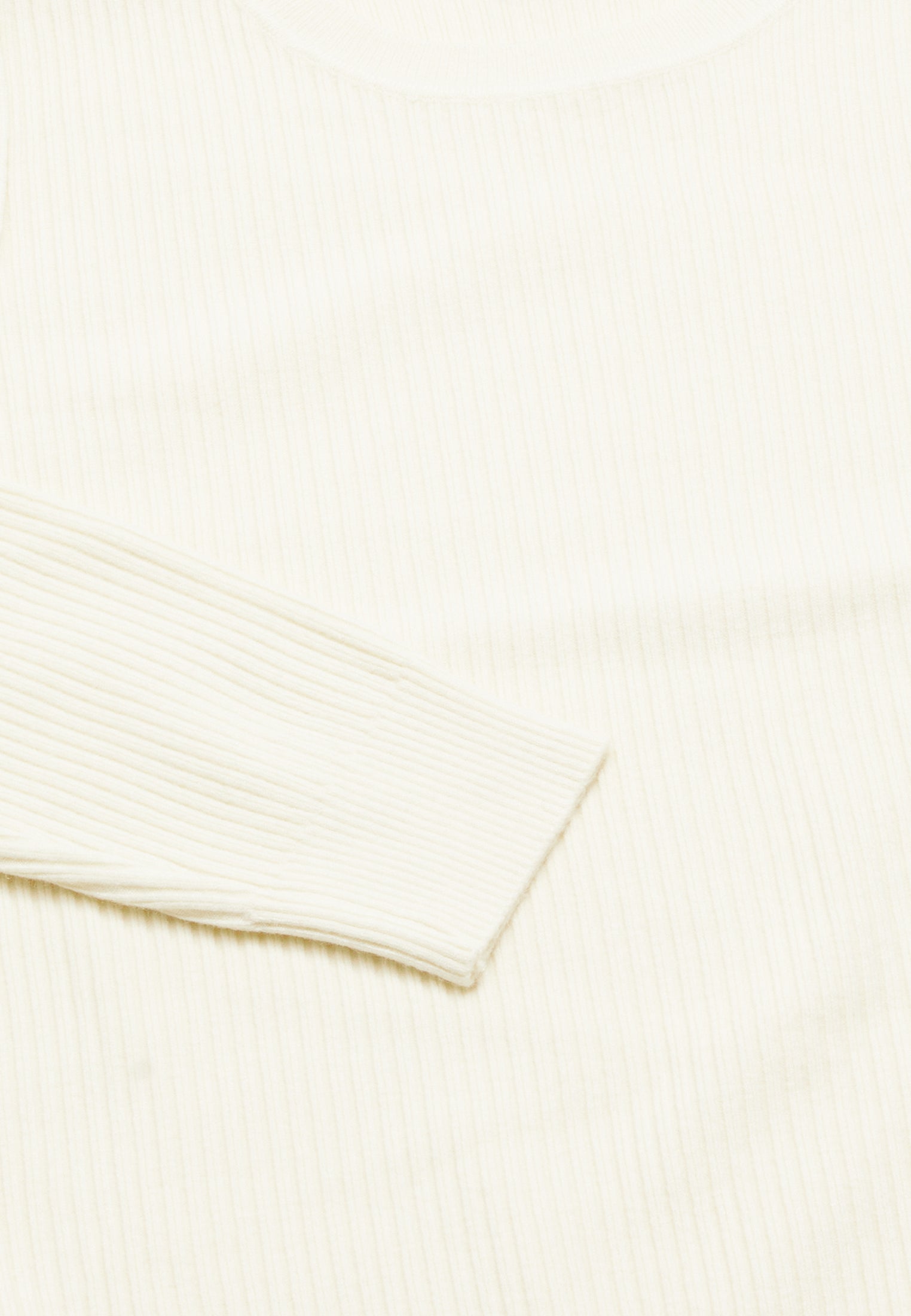 Dulcey Women's Knitted Sweater