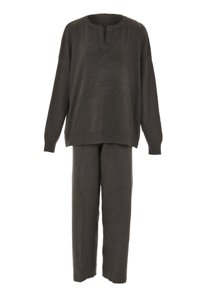 Blonda Women's Pullover And Pants Set