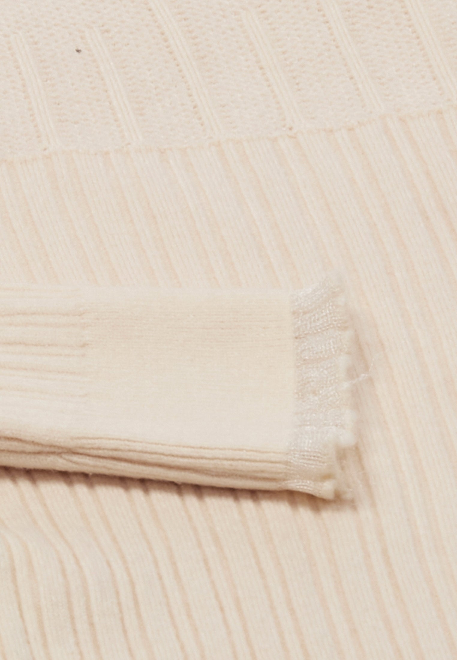 Aleva Women's Knitted Sweater