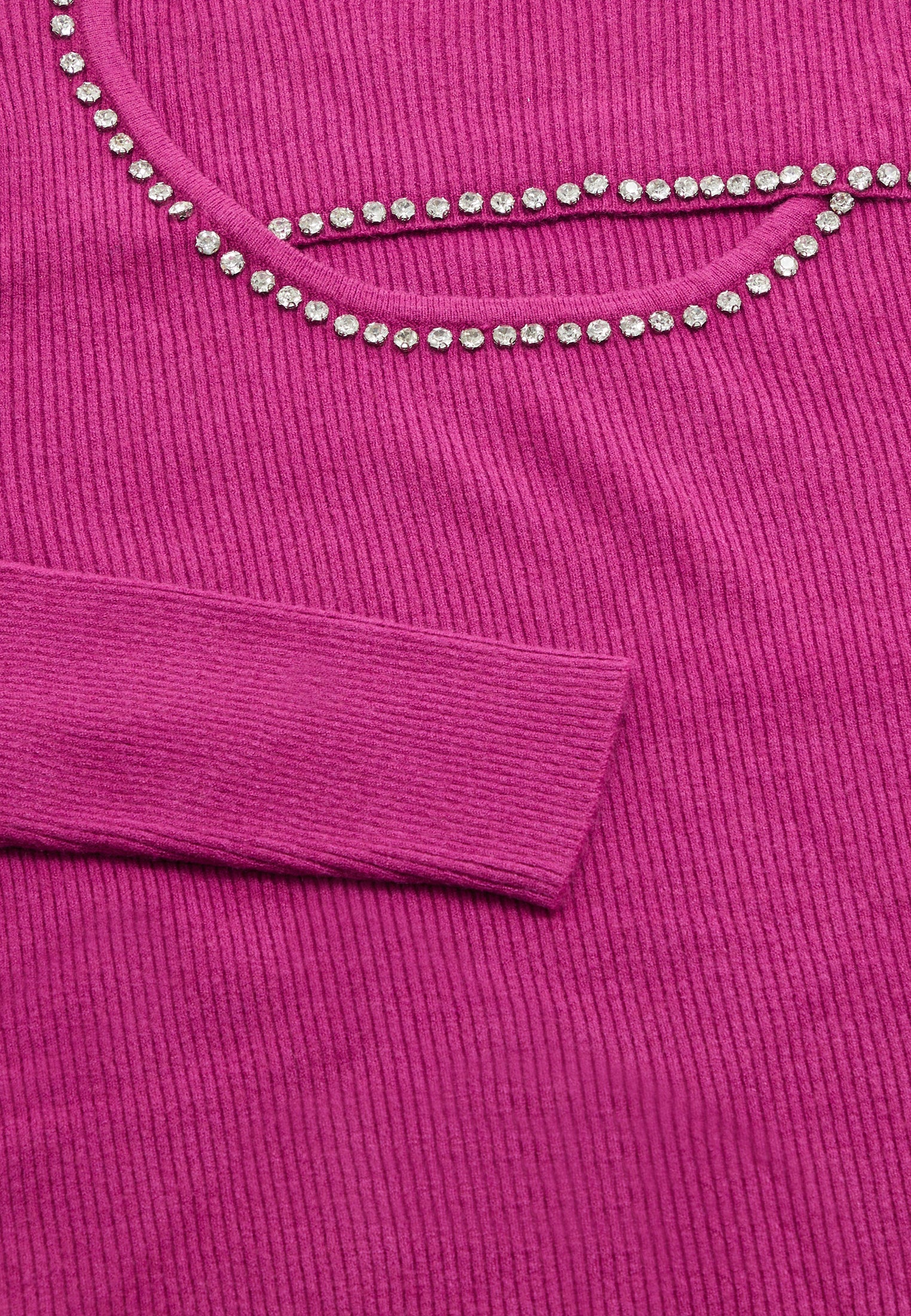 Nolie Women's Knitted Sweater