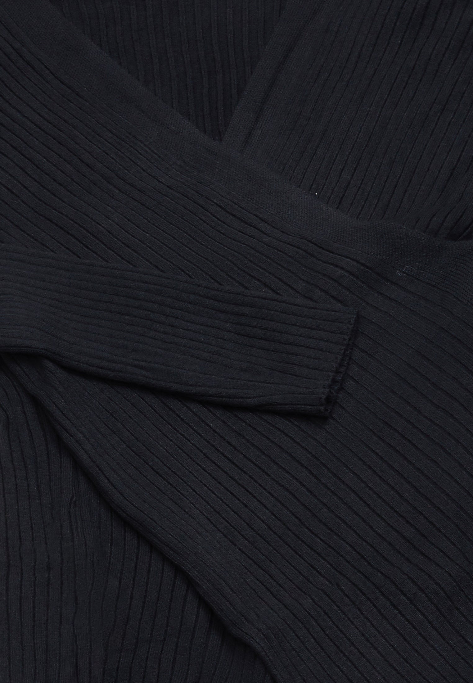 Naemi Women's Knitted Sweater