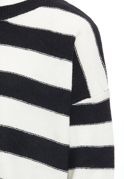 Faina Women's Sweater