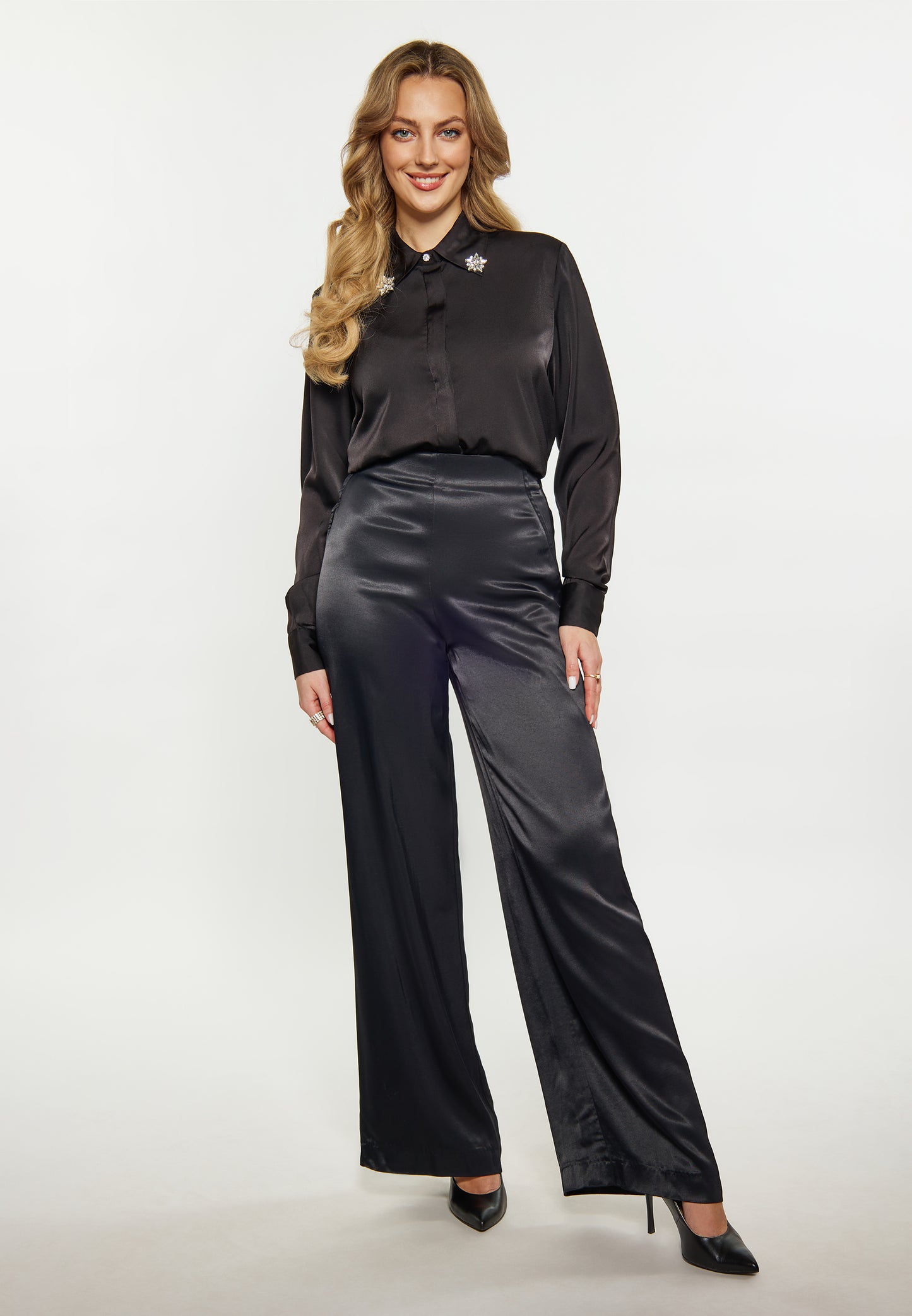 faina Women's Shirt Blouse