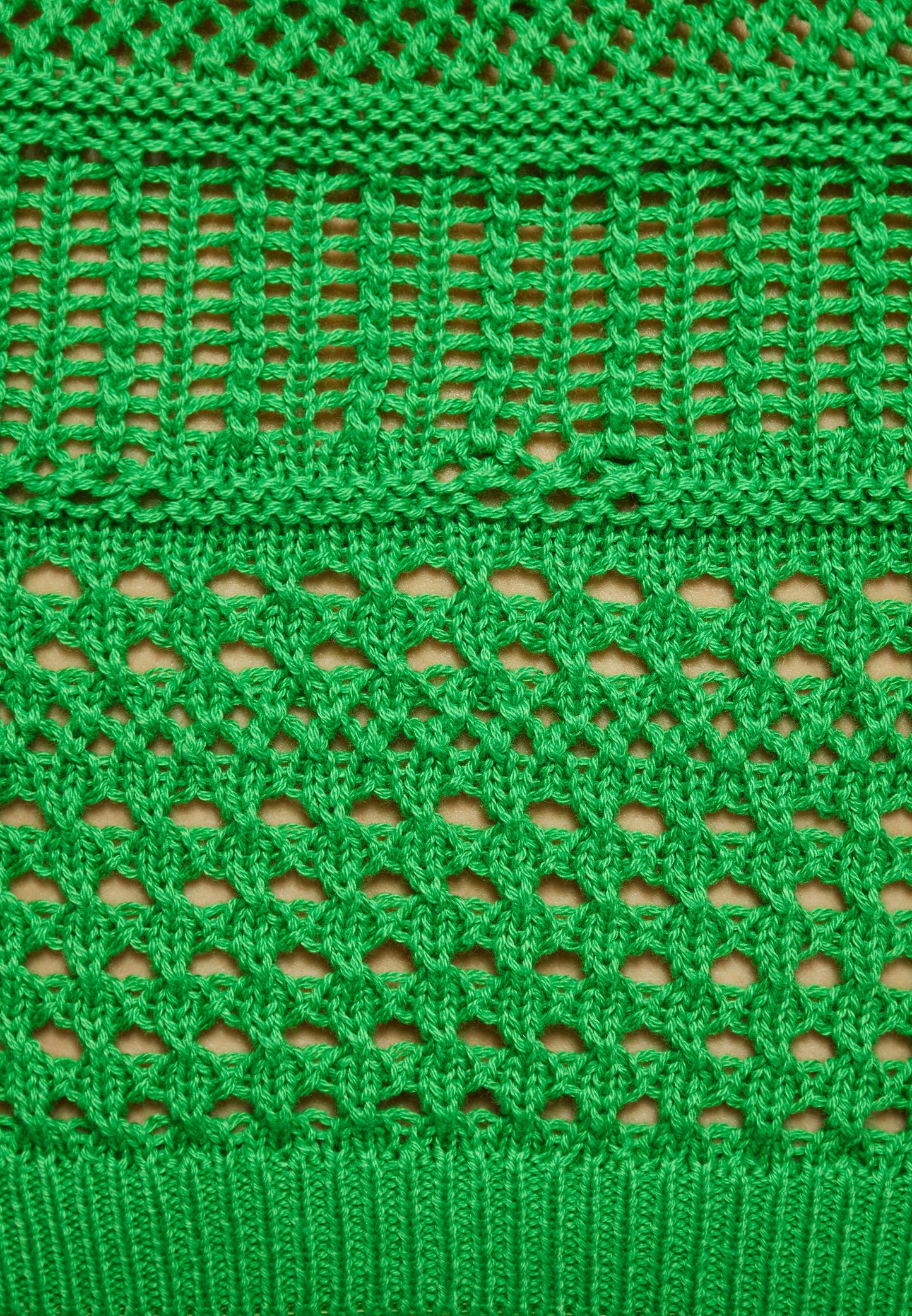 Swirly Women's Short Top