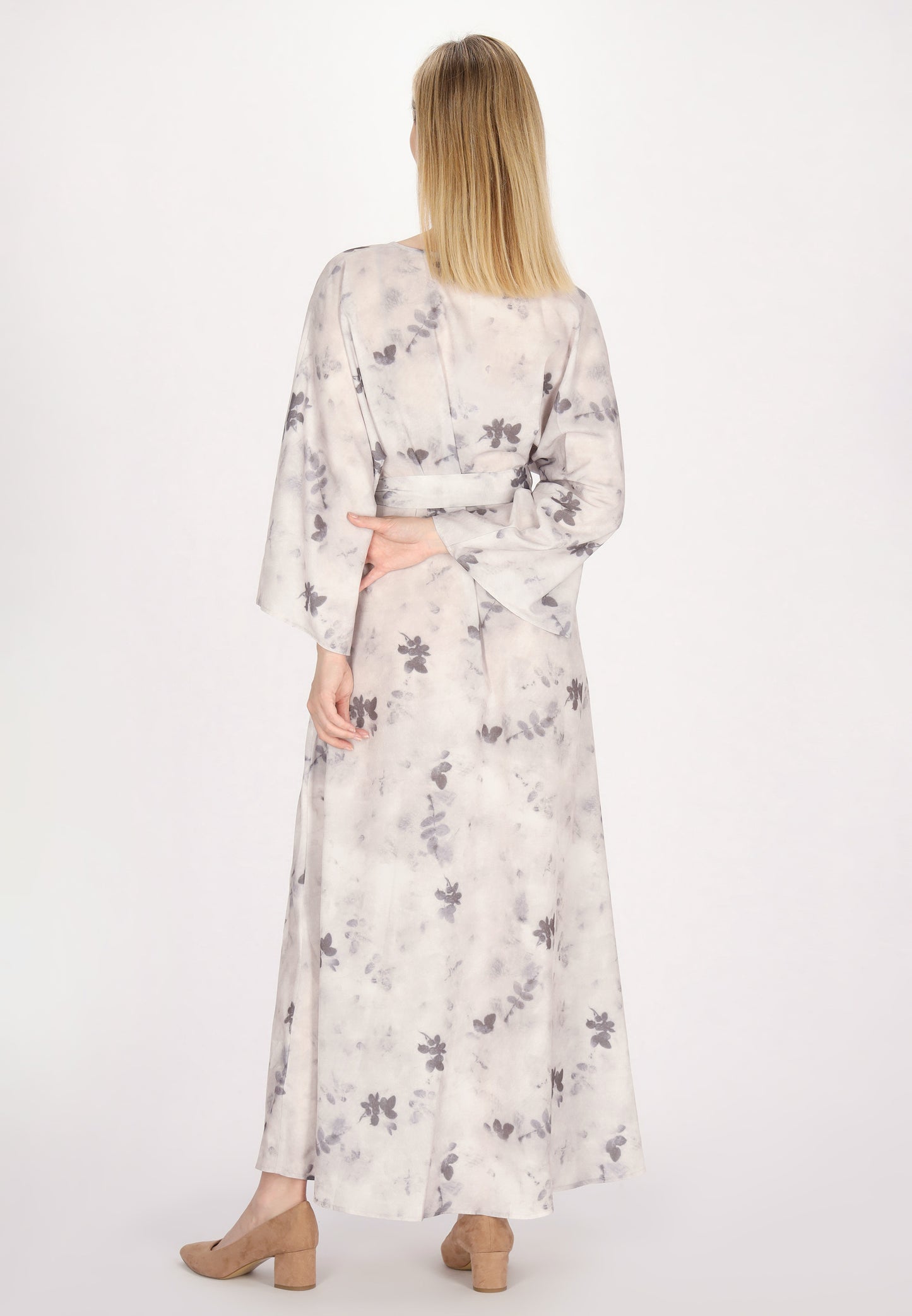usha WHITE LABEL Sukienka Kimono dla Kobiety