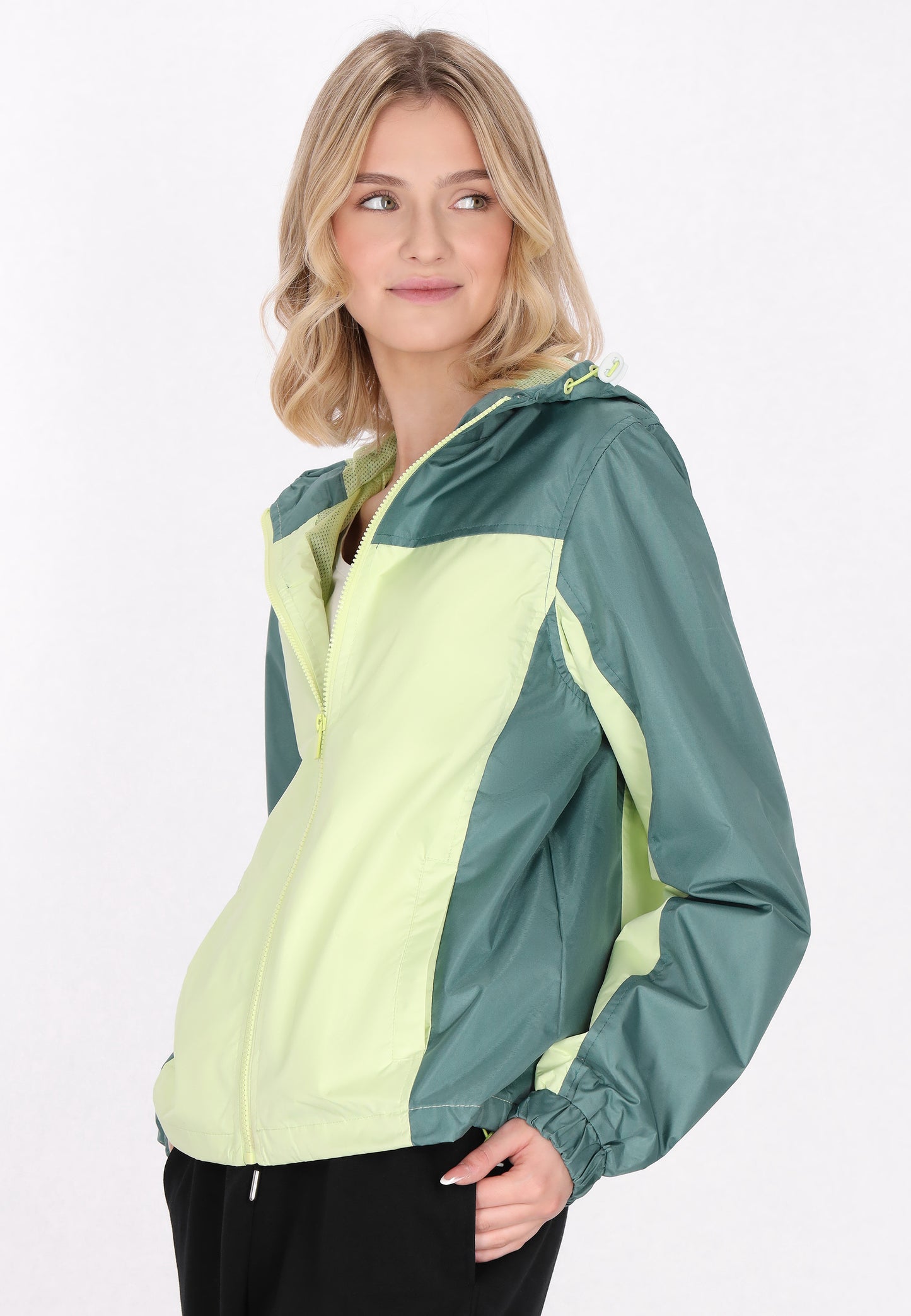 myMo ATHLSR Damen Jacke