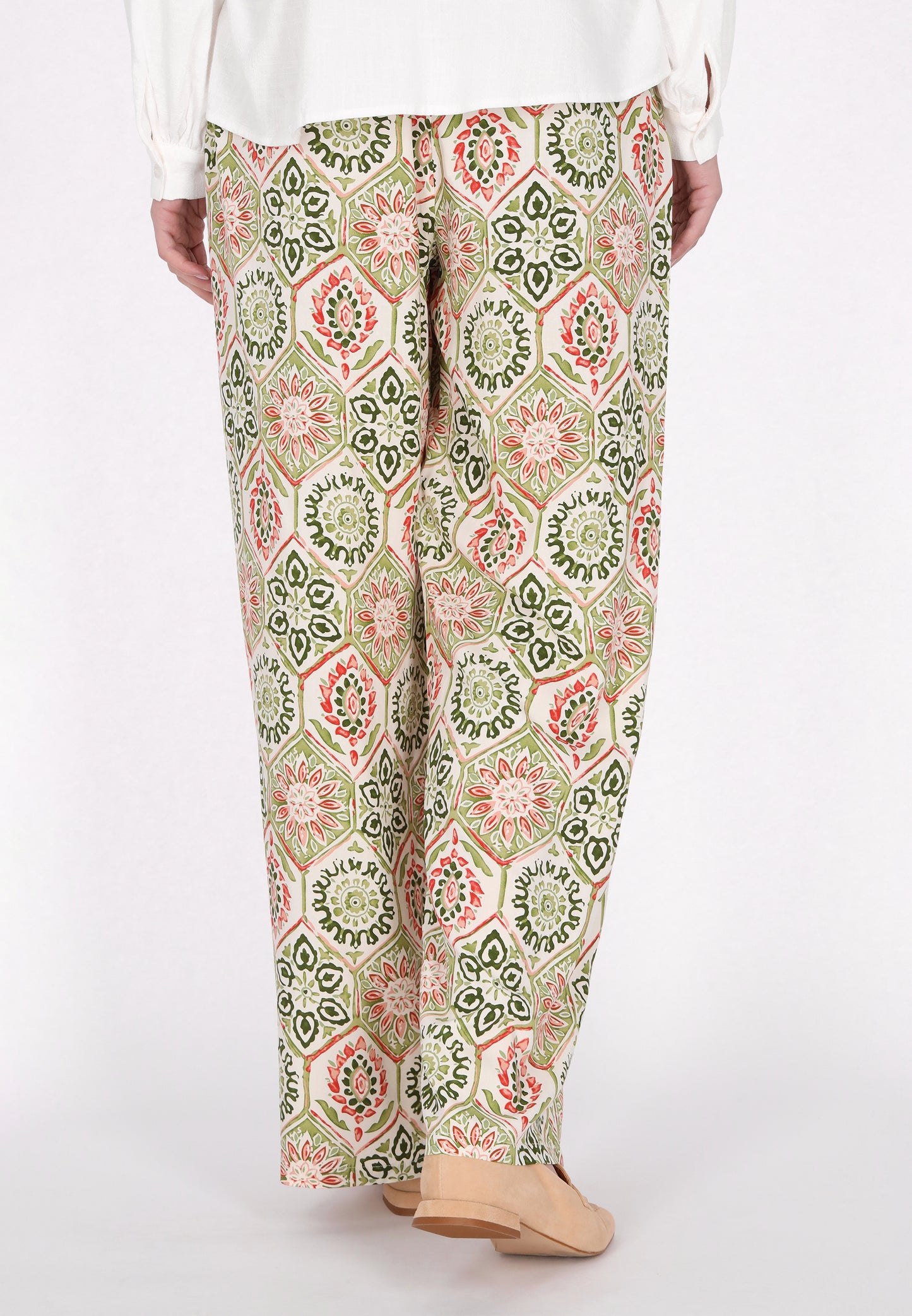 <source>
usha FESTIVAL Damen-Hosen
</source>