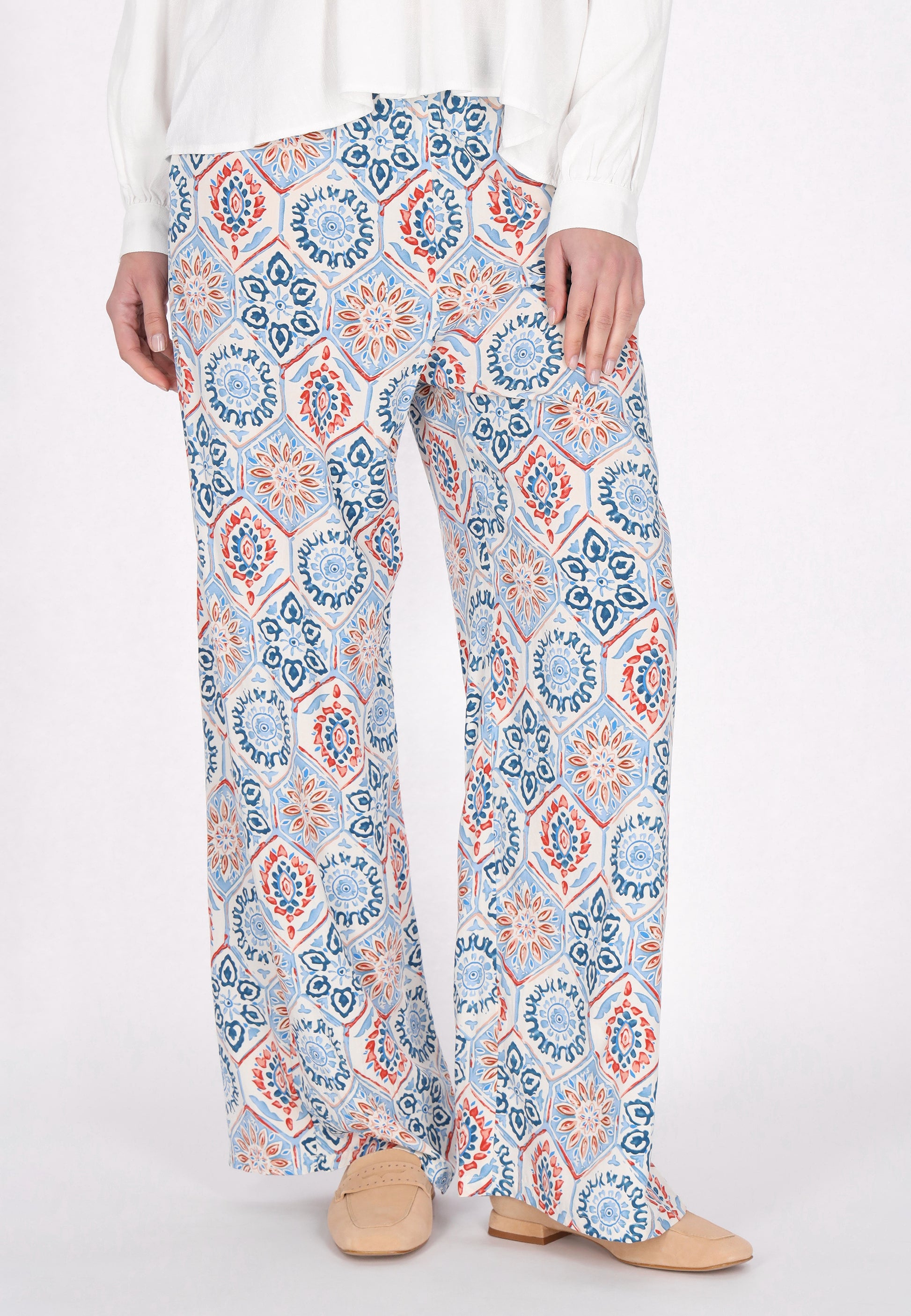 <source>
usha FESTIVAL Damen-Hosen
</source>