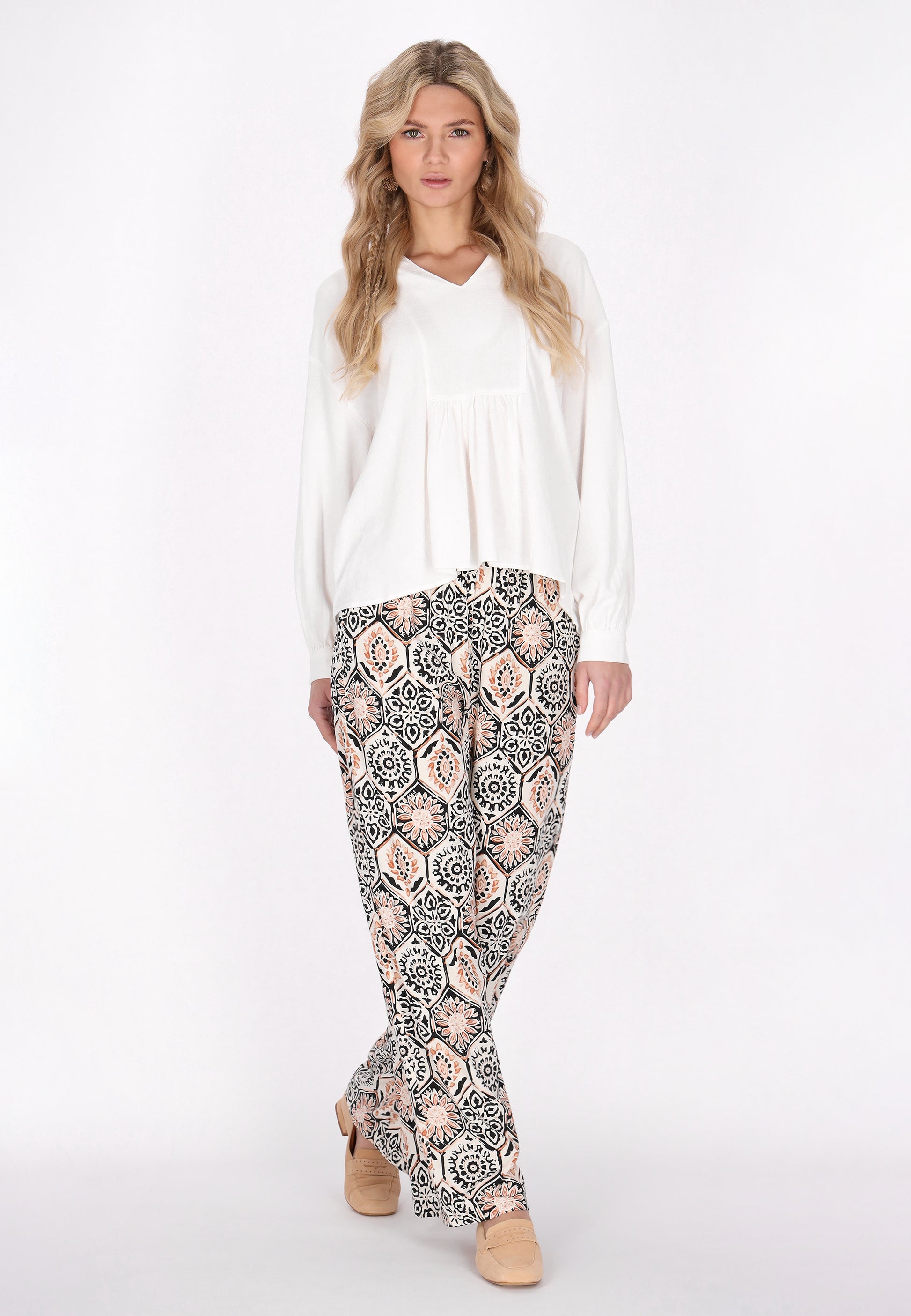 <source>
usha FESTIVAL Damen-Hosen
</source>