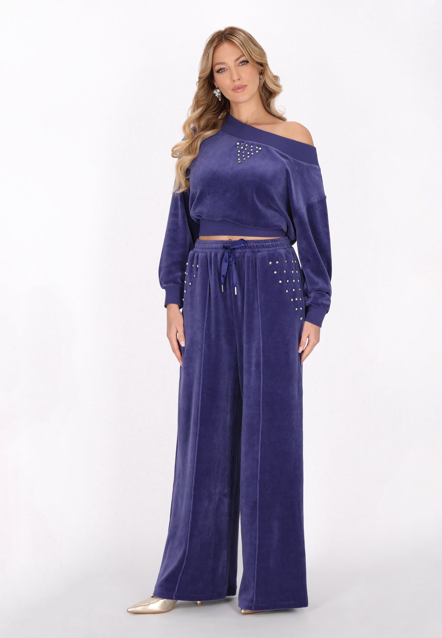 faina Women's Sweatshirt