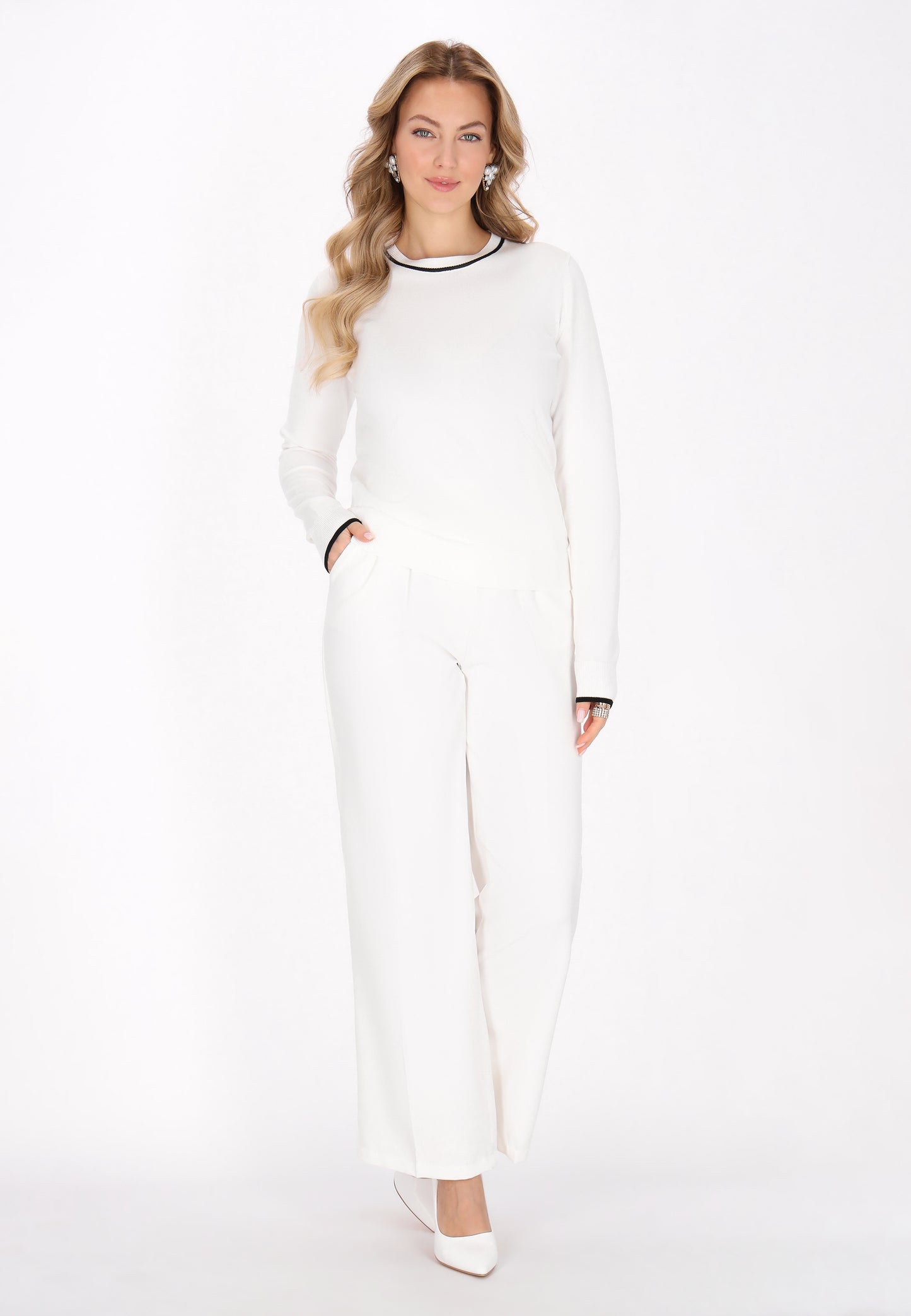 faina Women's Sweater