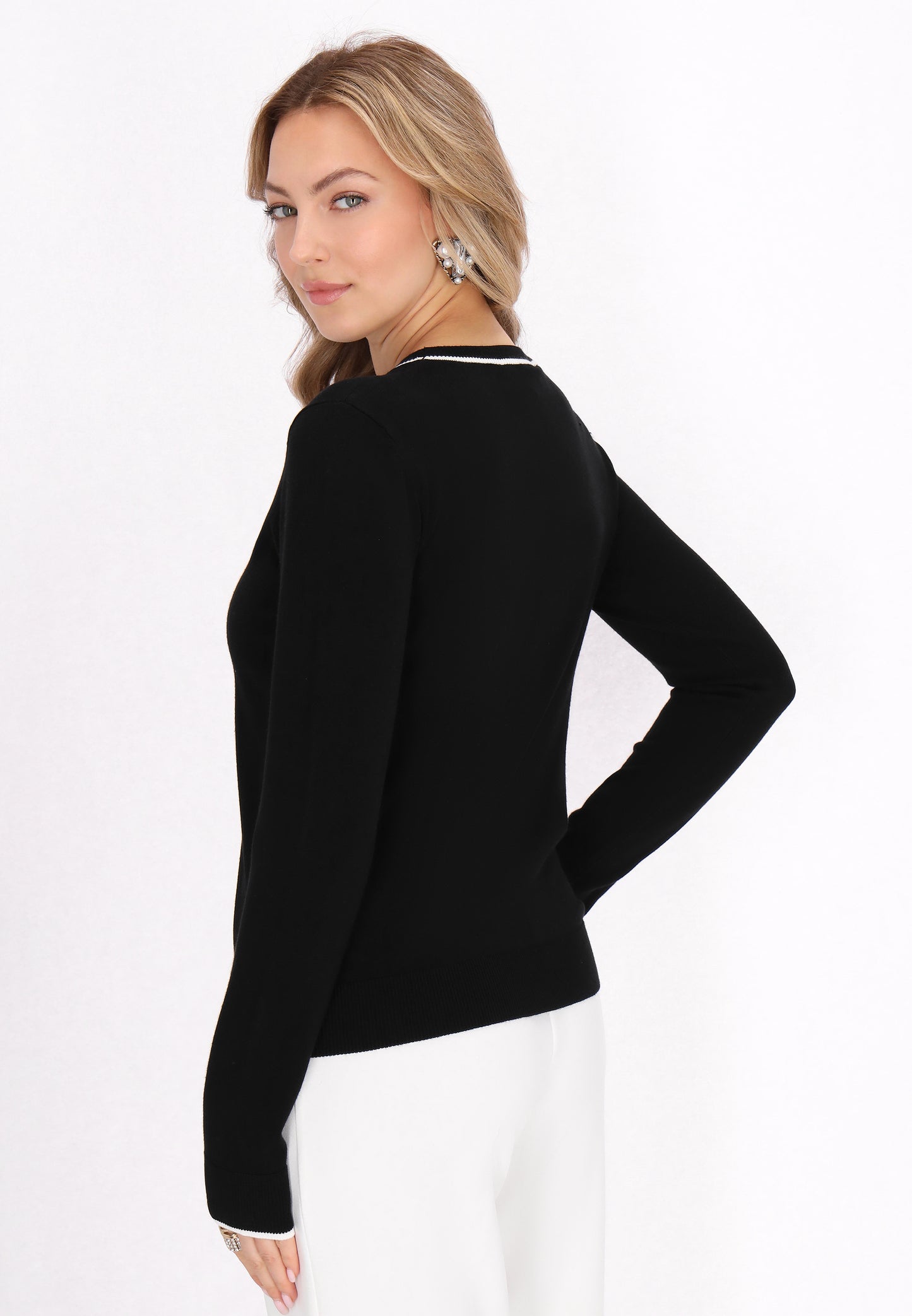 faina Women's Sweater