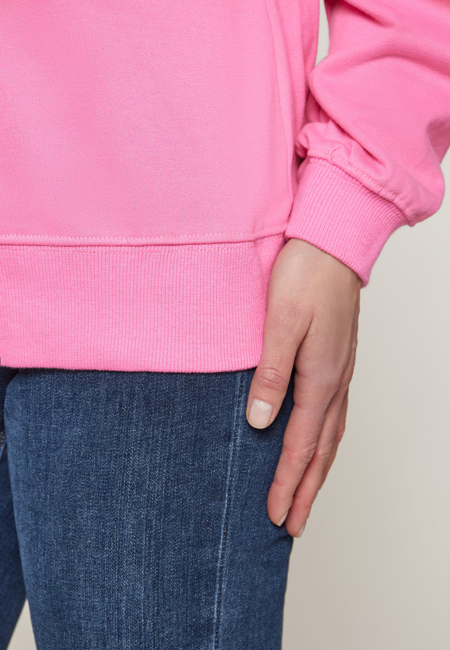 IZIA Women's Sweatshirt