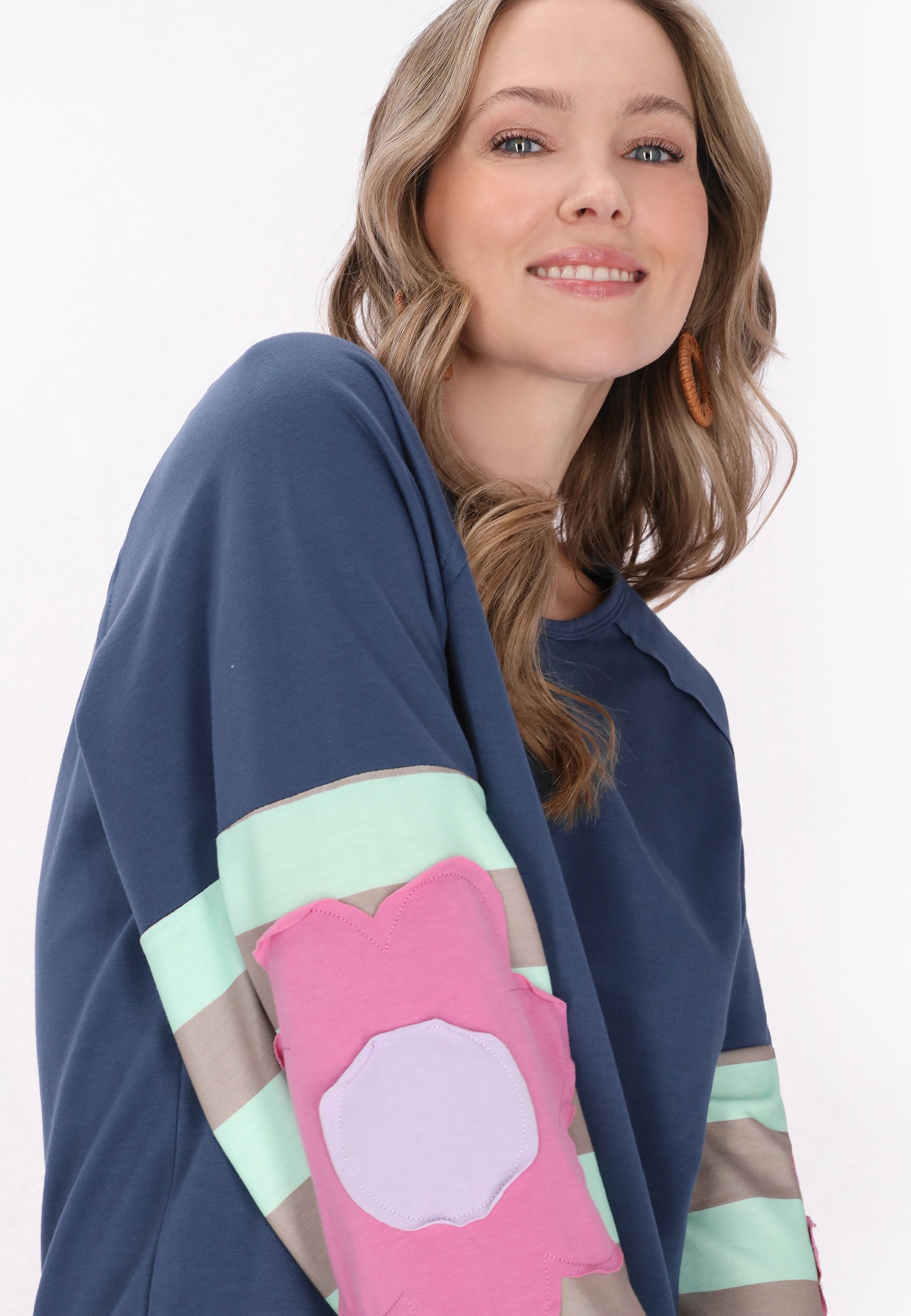 usha FESTIVAL Women's Sweatshirt