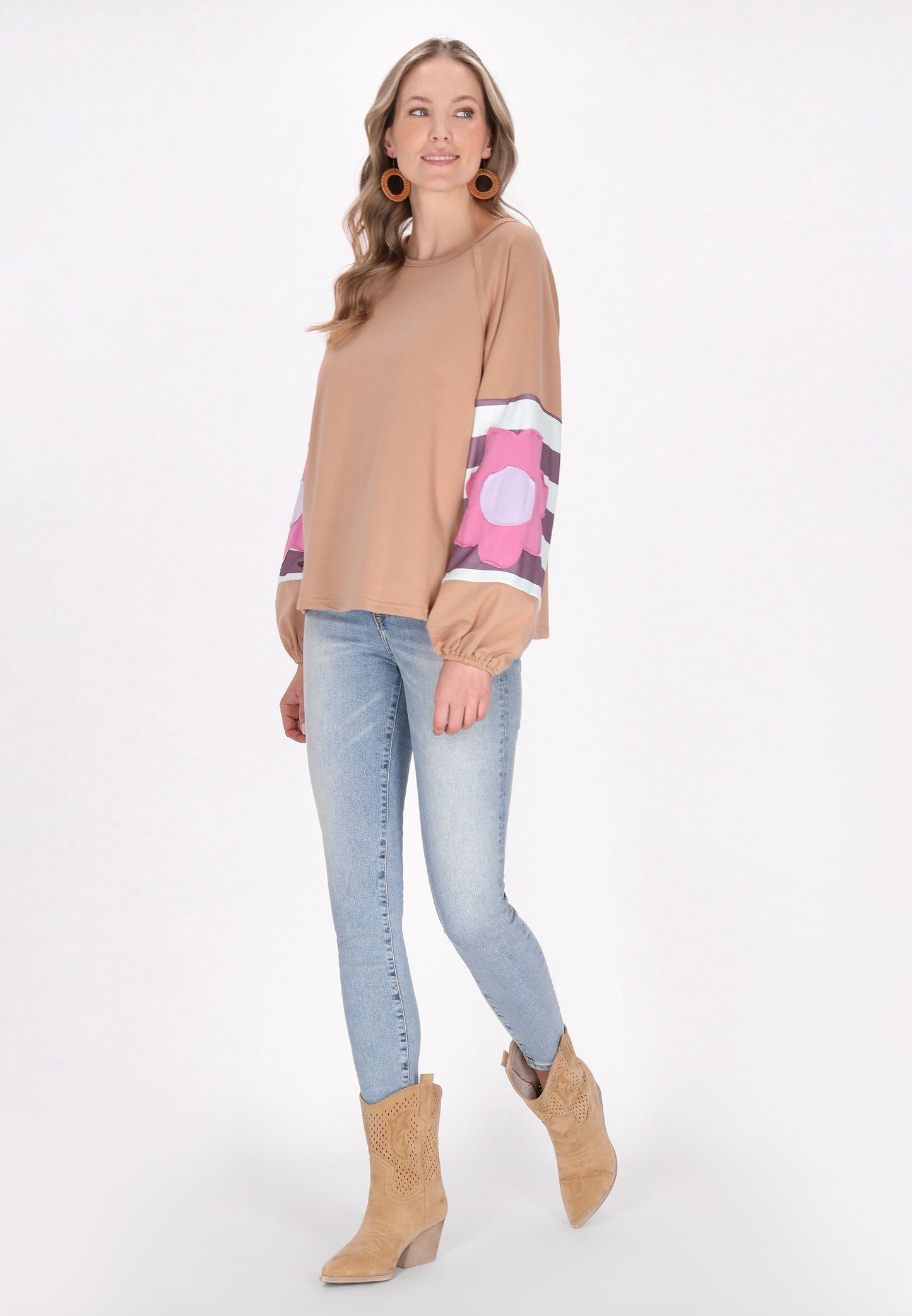 usha FESTIVAL Women's Sweatshirt