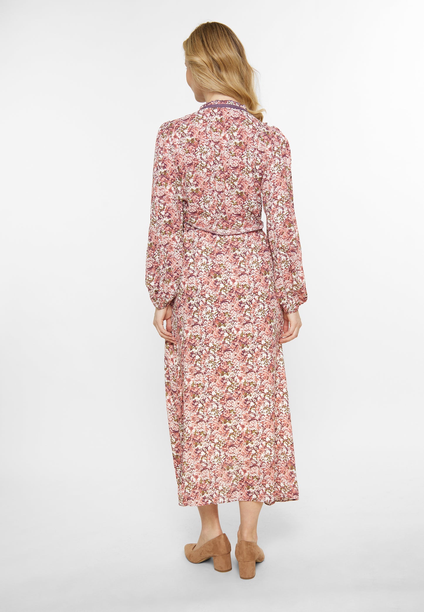 usha Kobiety Sukienka