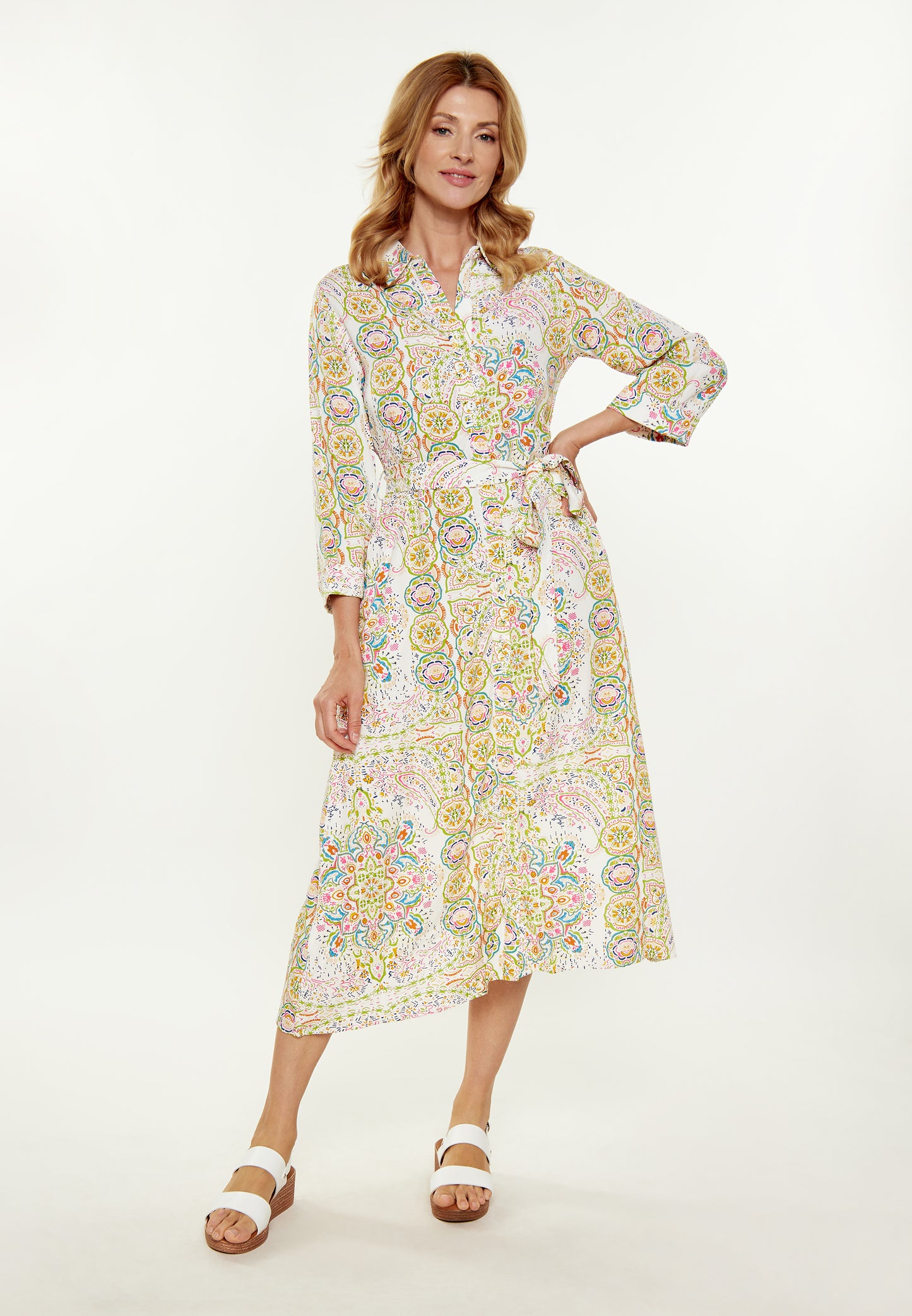 usha Kobiety Sukienka