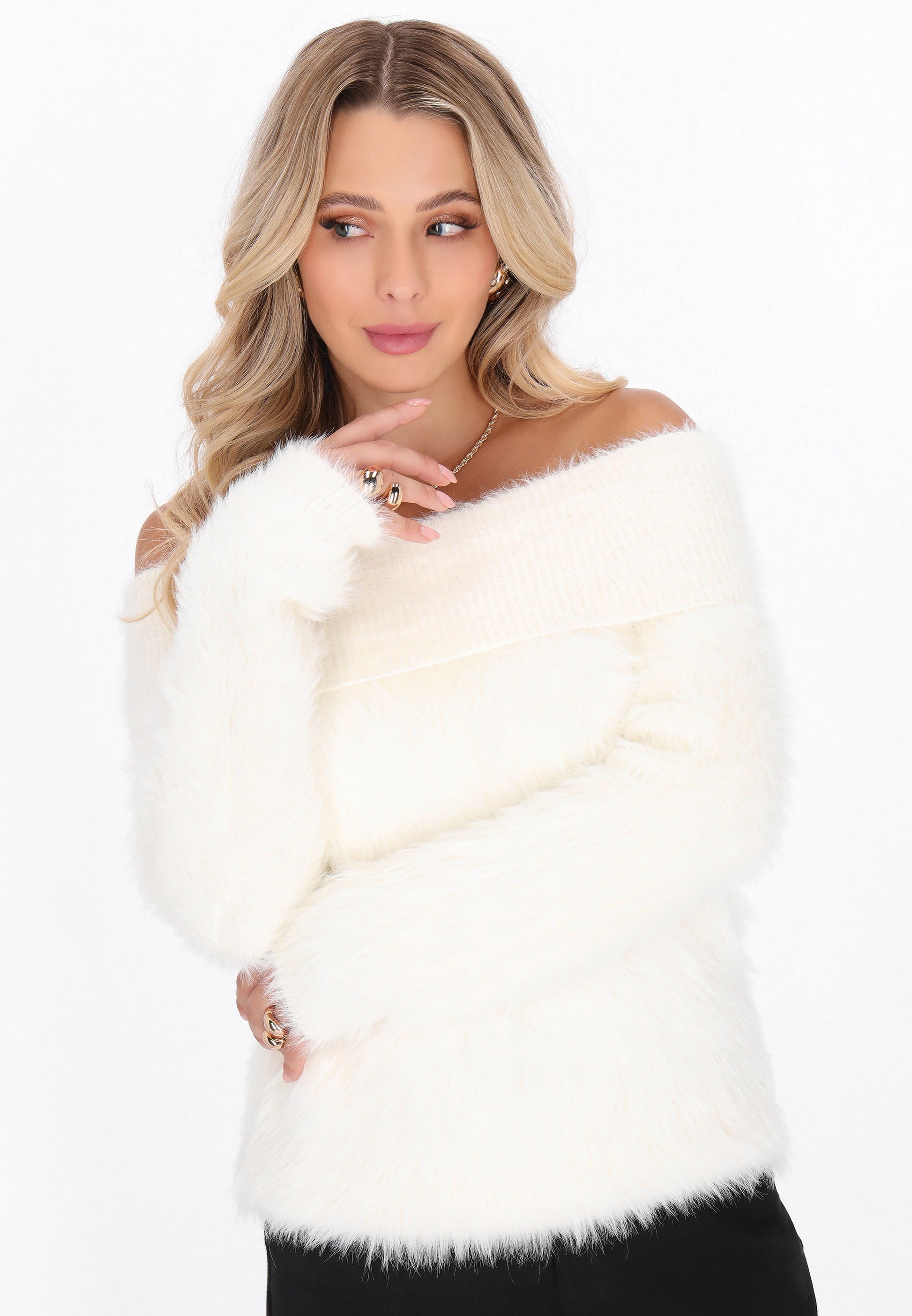 faina Women's Sweater