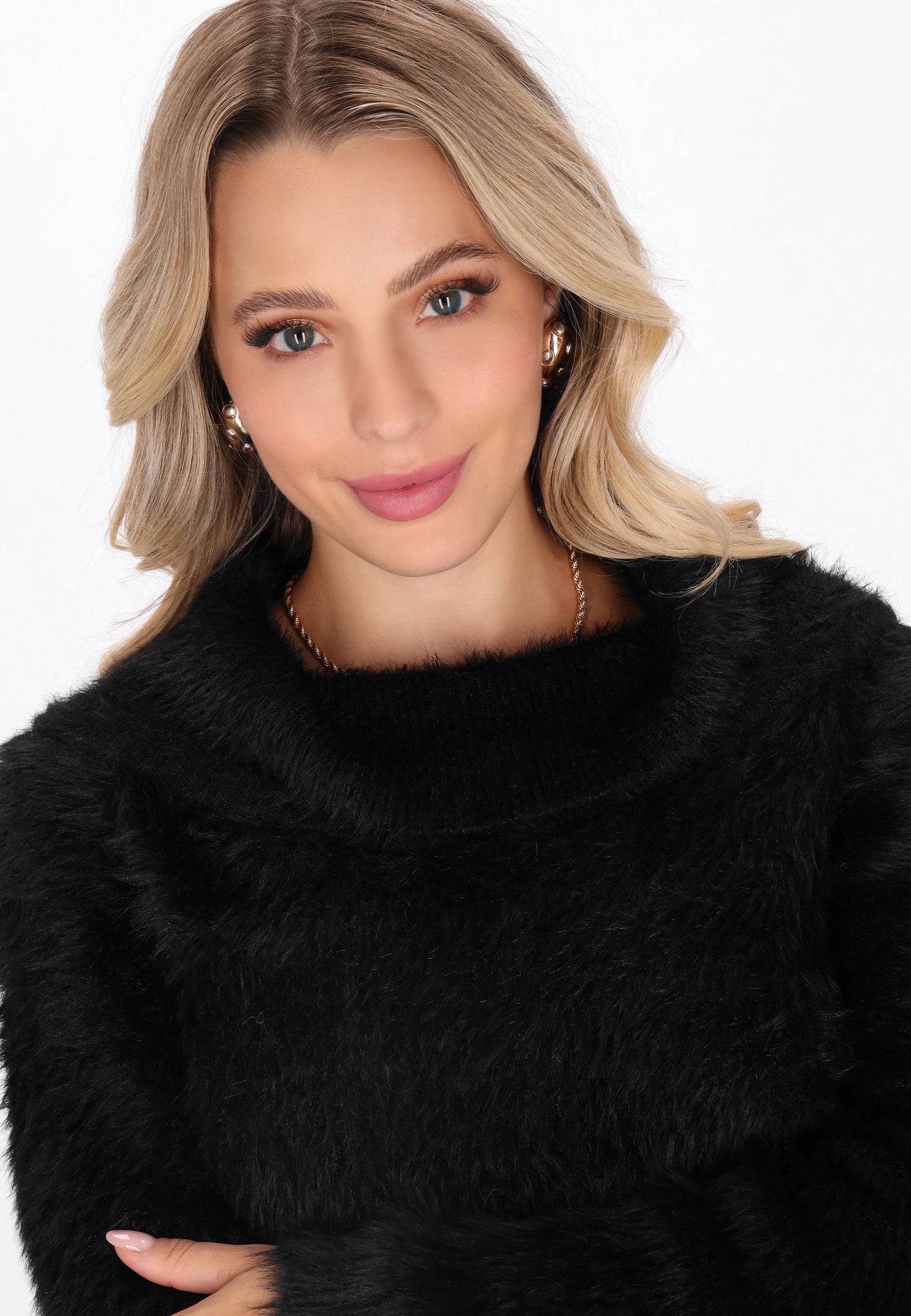 faina Women's Sweater